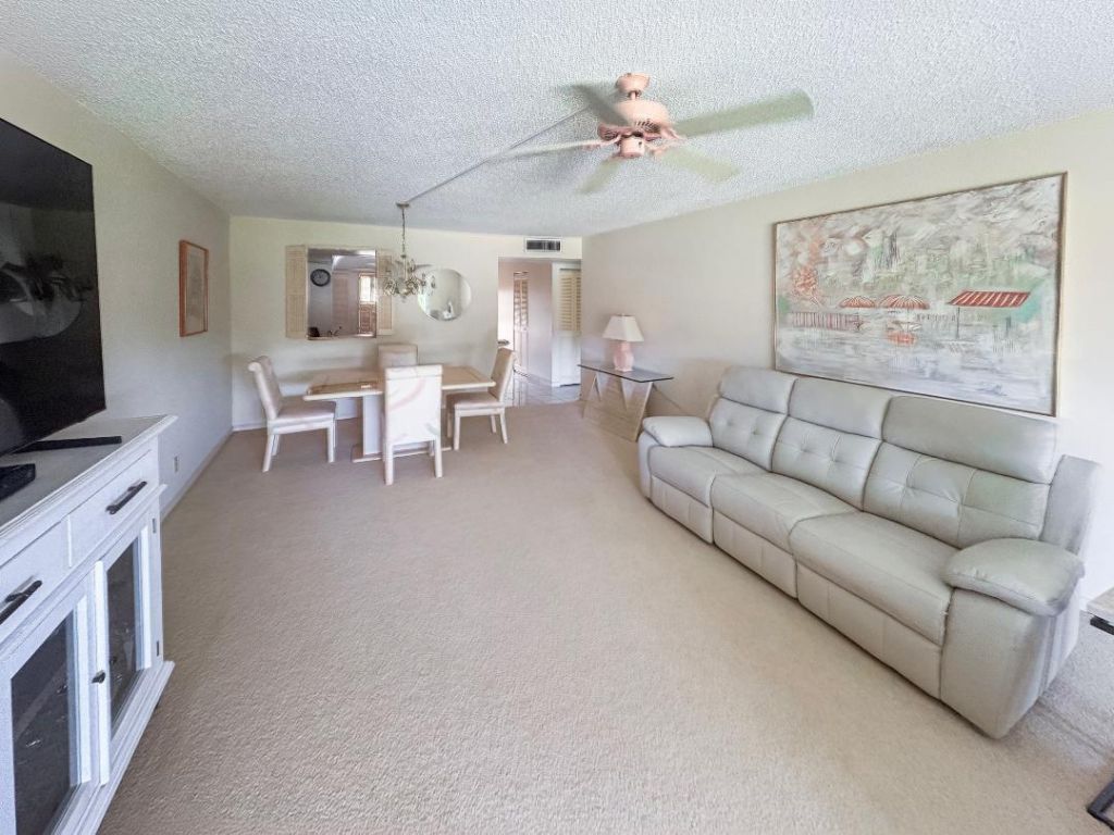 7561 NW 1st Street, Unit 207, Margate, FL 33063 Photo