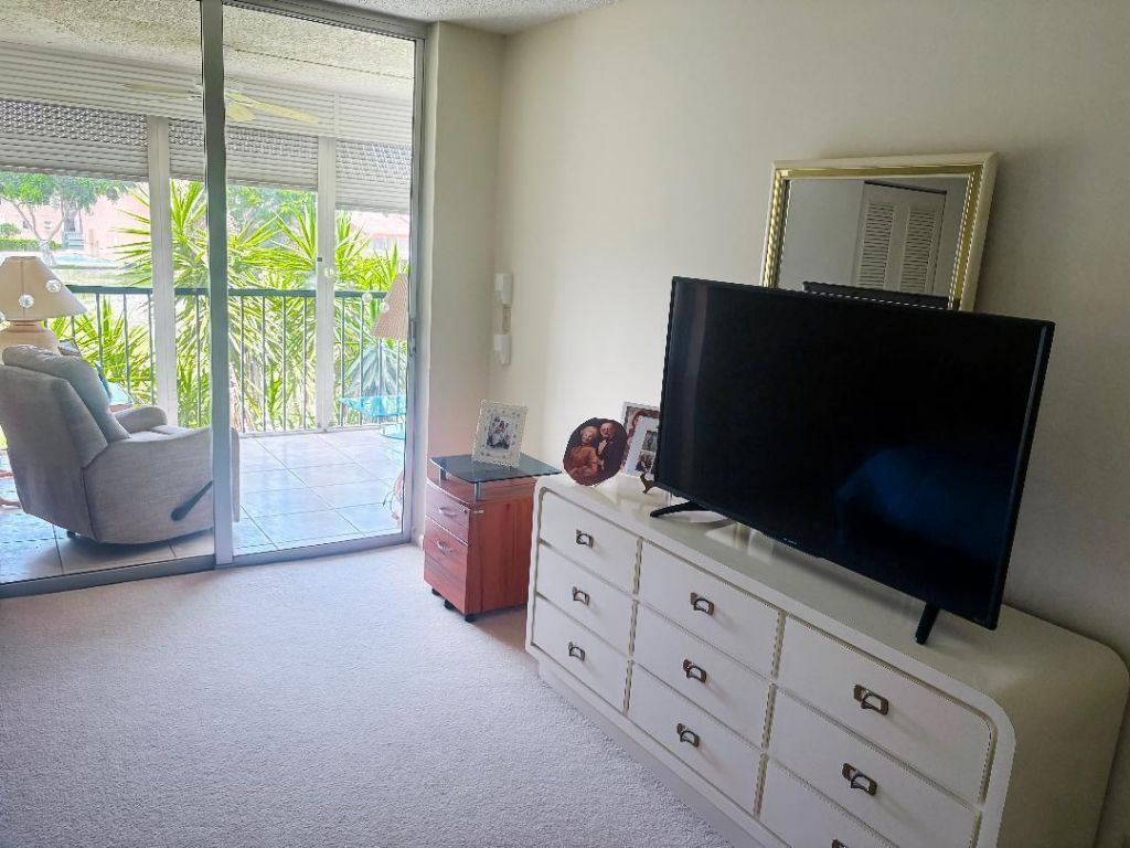 7561 NW 1st Street, Unit 207, Margate, FL 33063 Photo