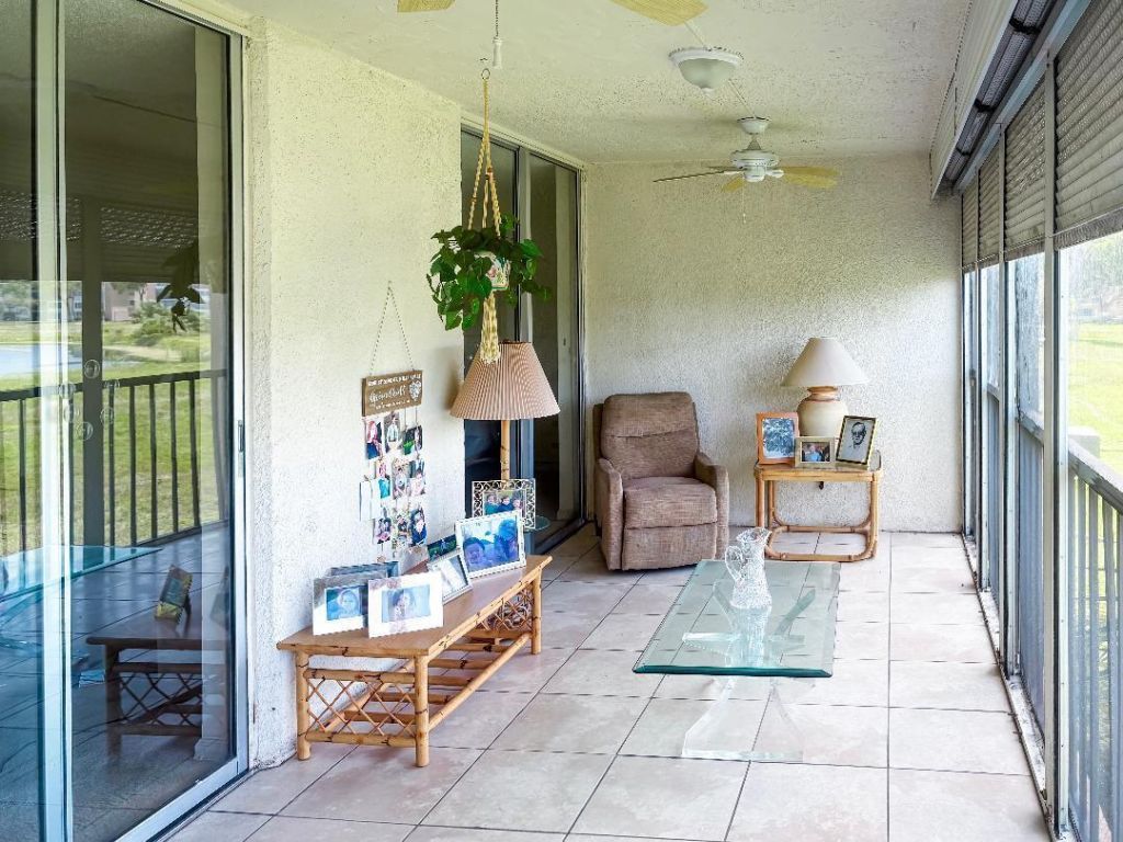 7561 NW 1st Street, Unit 207, Margate, FL 33063 Photo