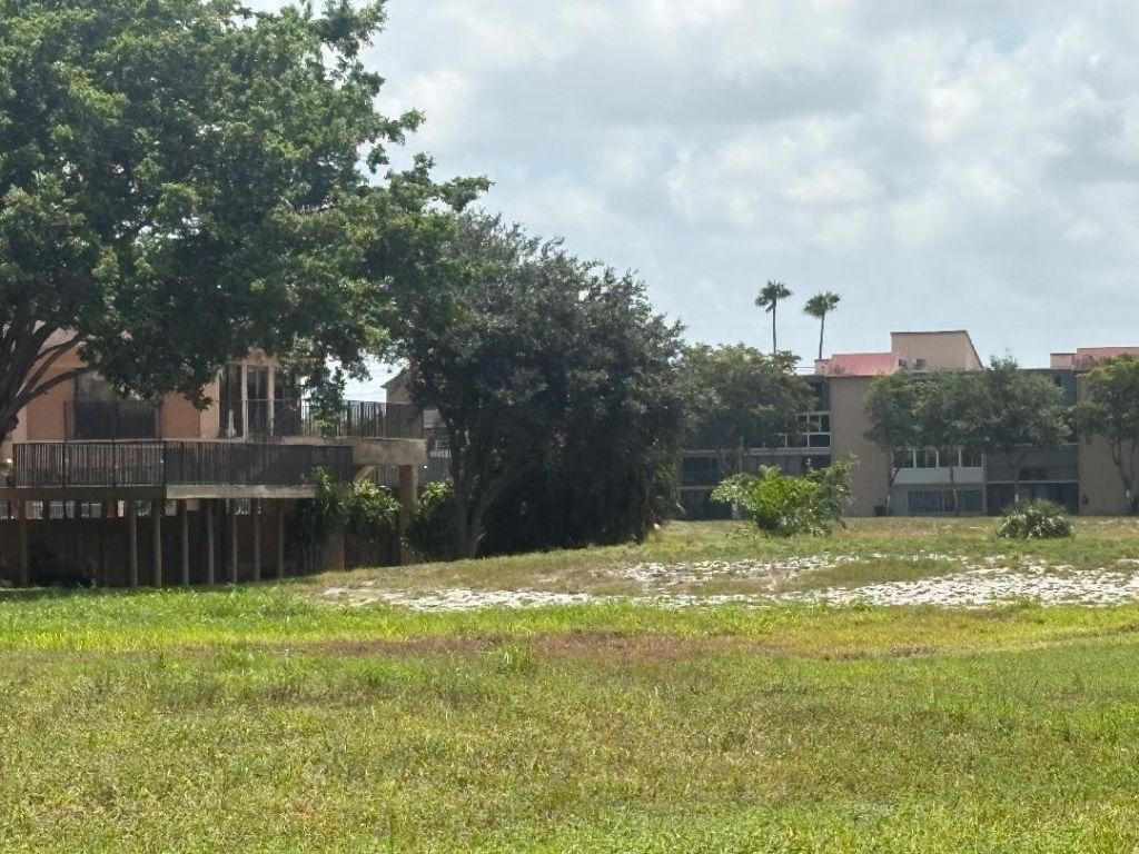 7561 NW 1st Street, Unit 207, Margate, FL 33063 Photo