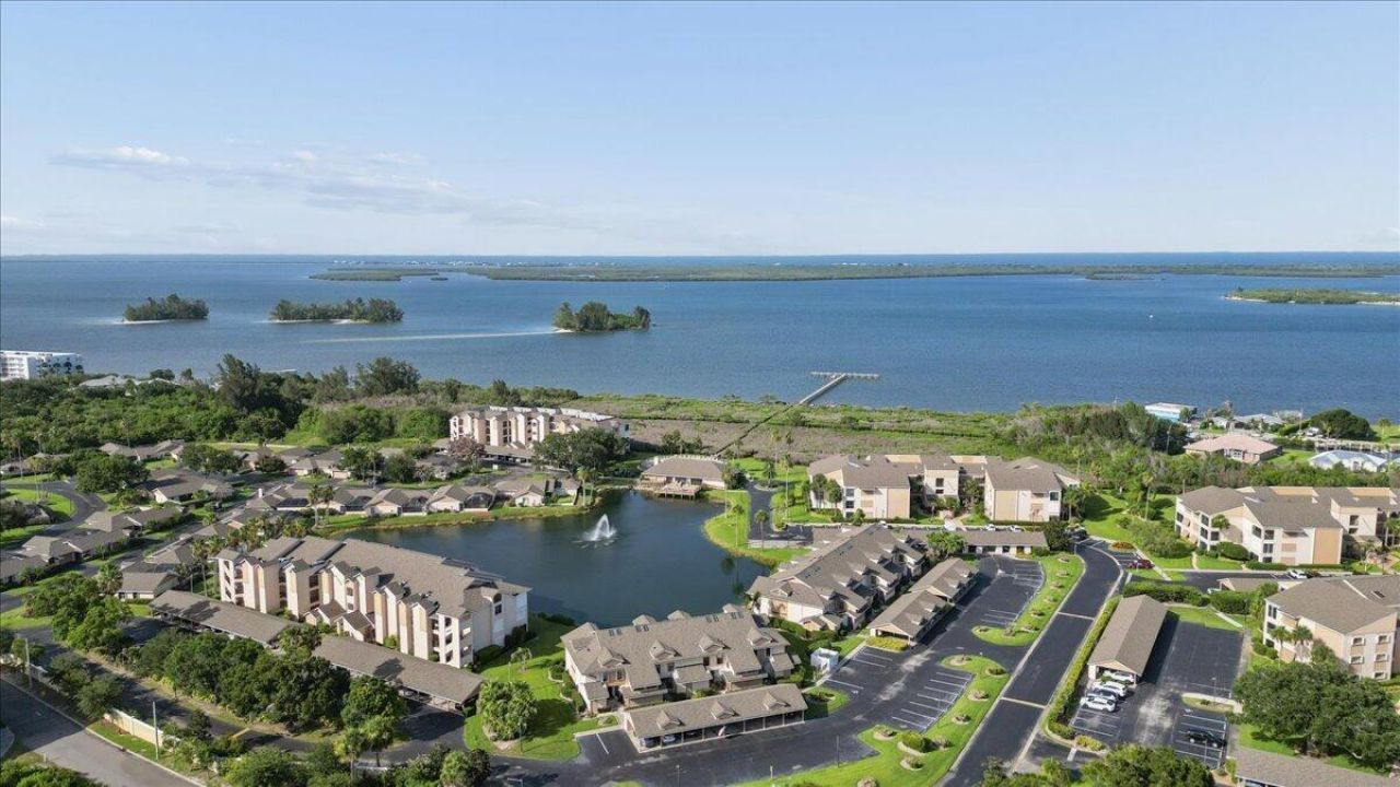 6287 N Mirror Lake Drive, Sebastian, FL 32958 Photo
