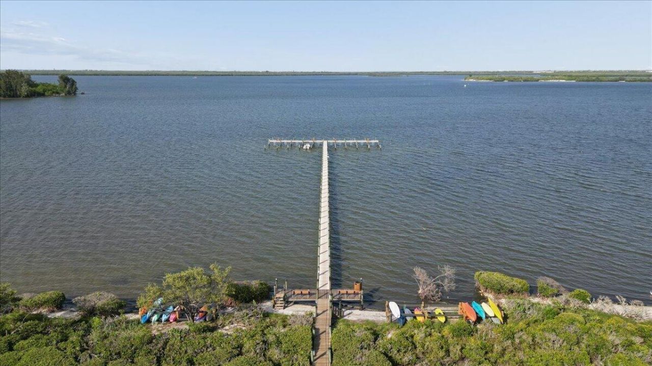6287 N Mirror Lake Drive, Sebastian, FL 32958 Photo