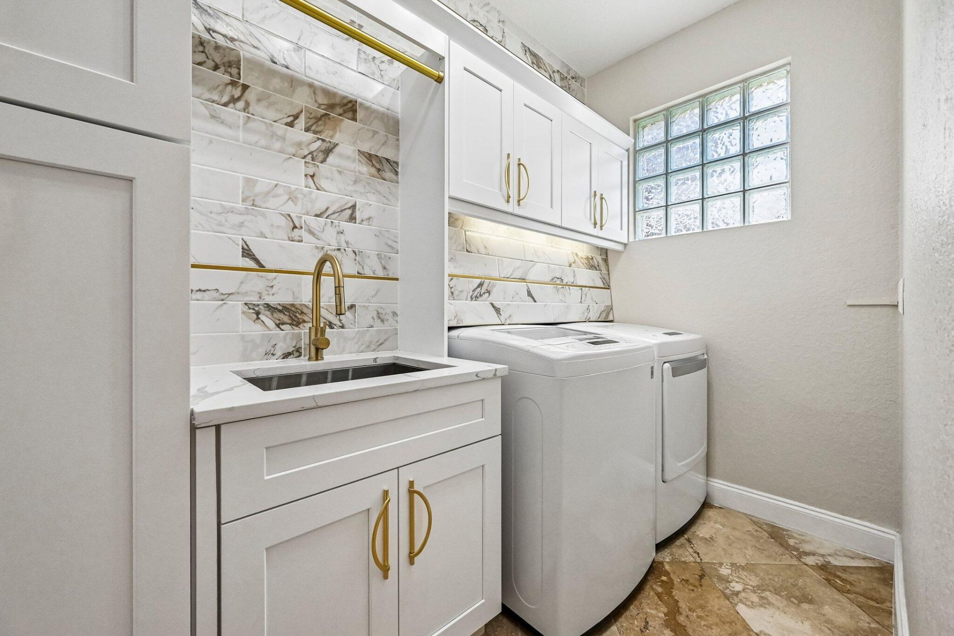 1121 Center Stone Lane, Riviera Beach, FL 33404 Photo