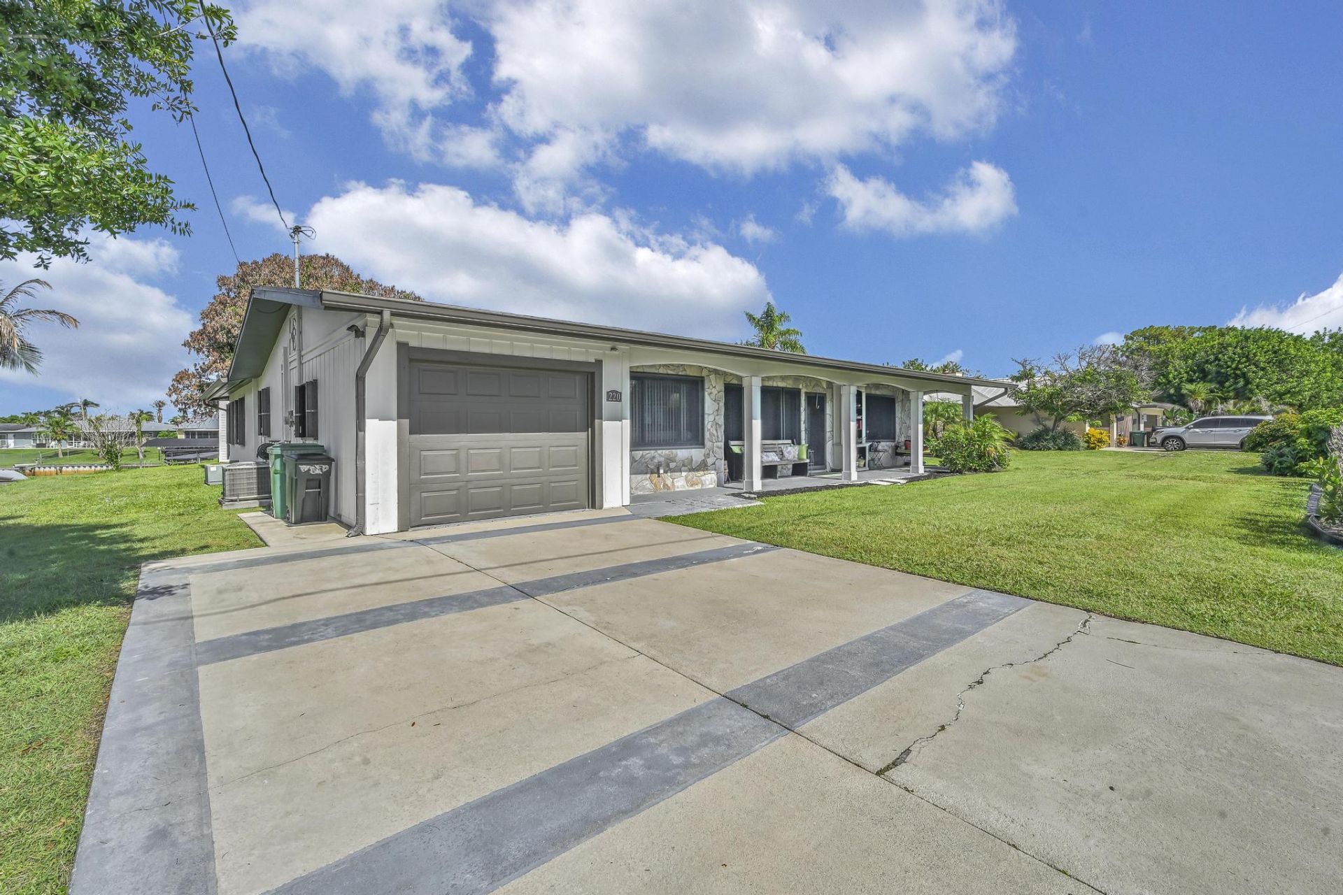 220 Riomar Drive, Port Saint Lucie, FL 34952 Photo