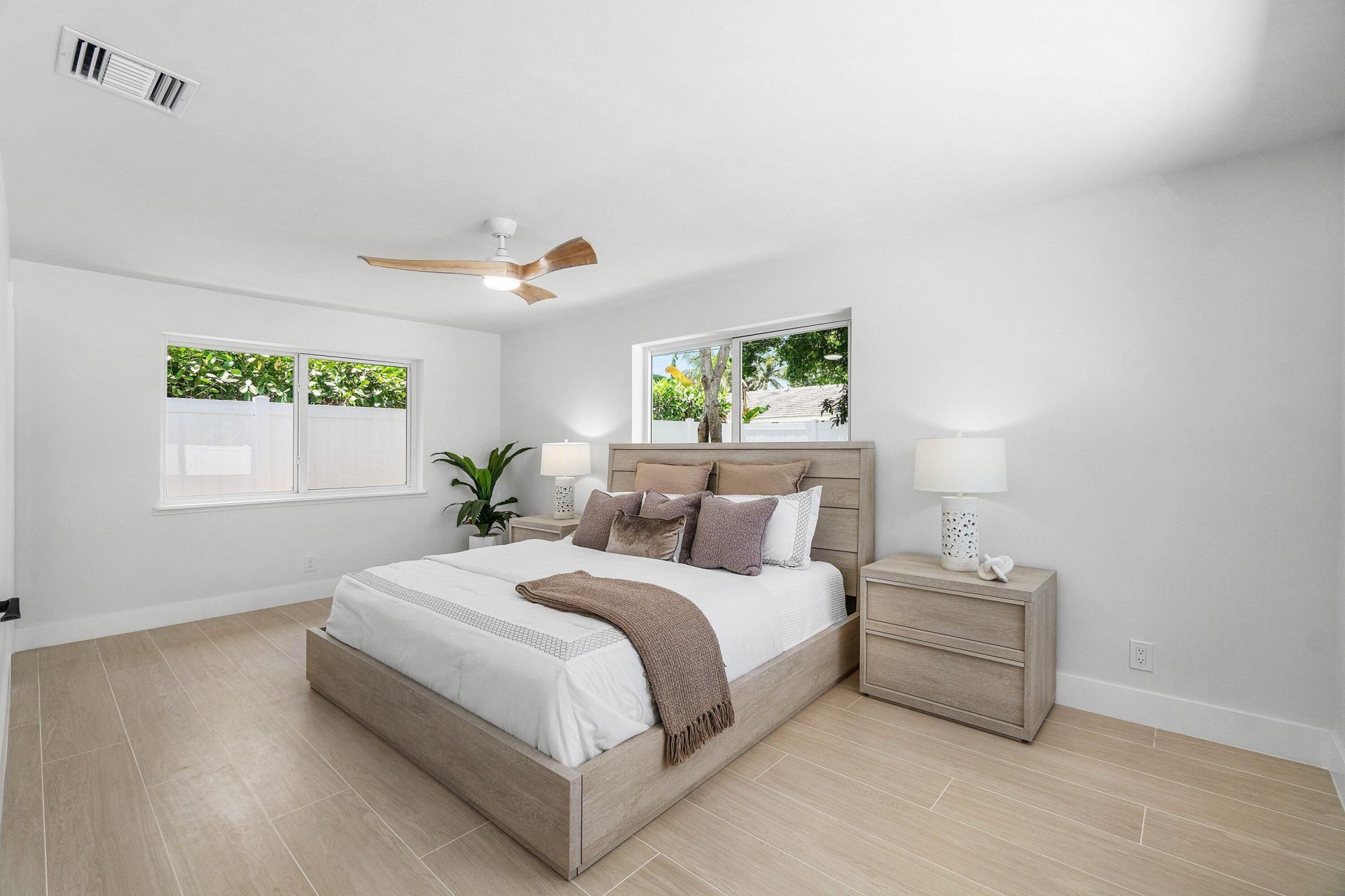 723 SW 27th Terrace, Boynton Beach, FL 33435 Photo