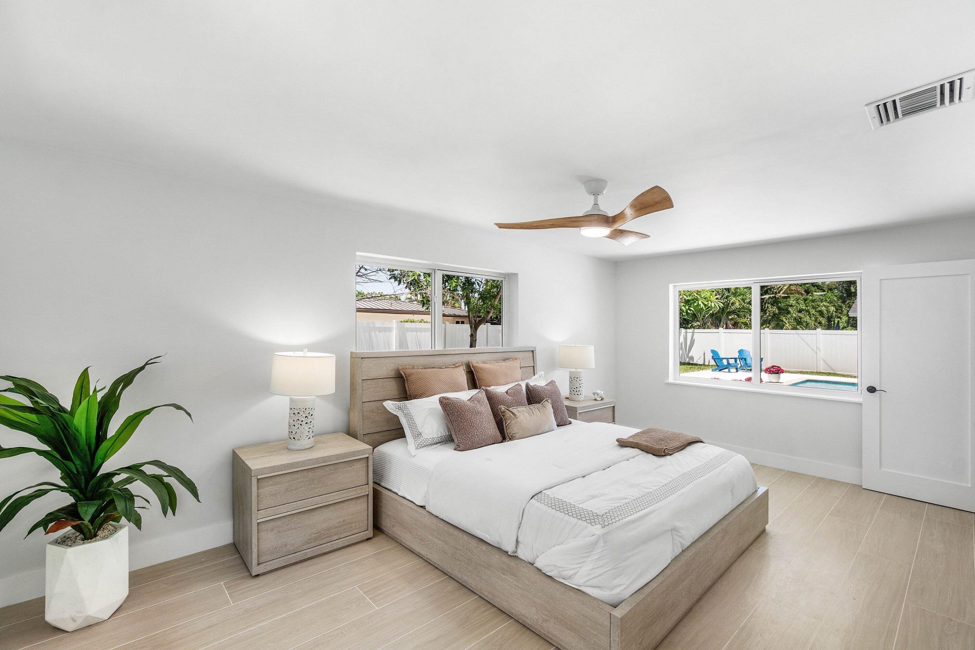 723 SW 27th Terrace, Boynton Beach, FL 33435 Photo
