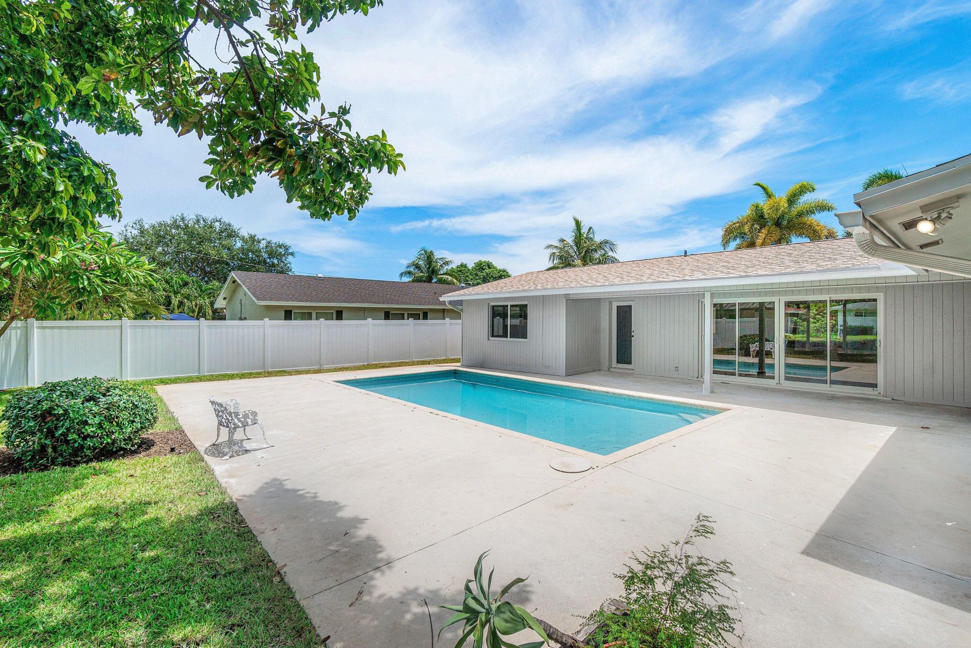 723 SW 27th Terrace, Boynton Beach, FL 33435 Photo