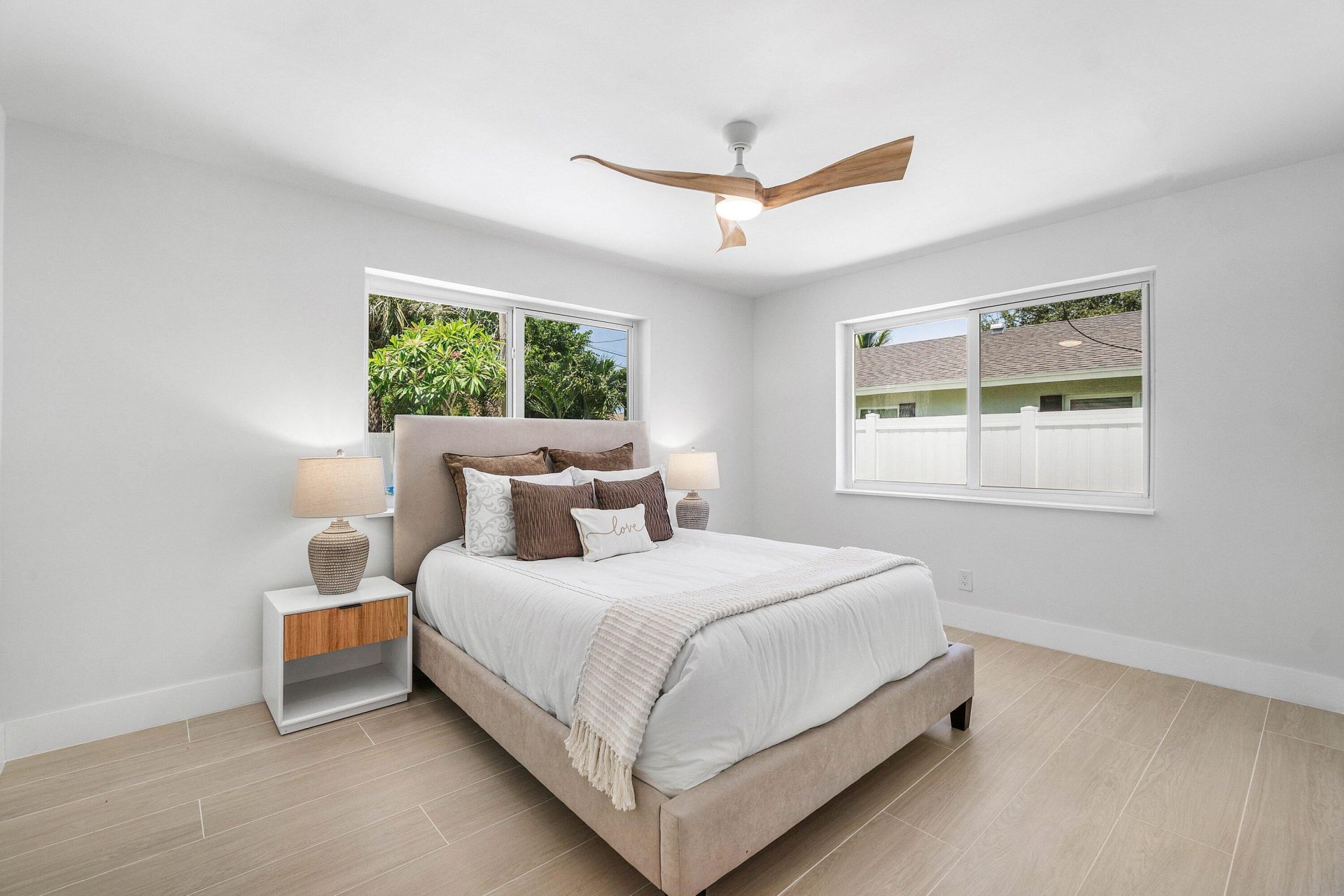 723 SW 27th Terrace, Boynton Beach, FL 33435 Photo