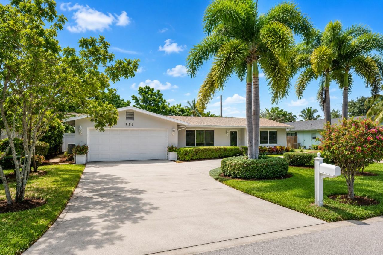 723 SW 27th Terrace, Boynton Beach, FL 33435 Photo
