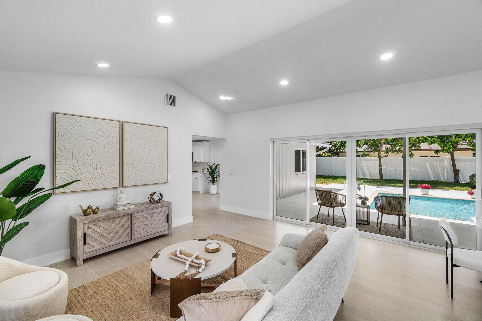 723 SW 27th Terrace, Boynton Beach, FL 33435 Photo