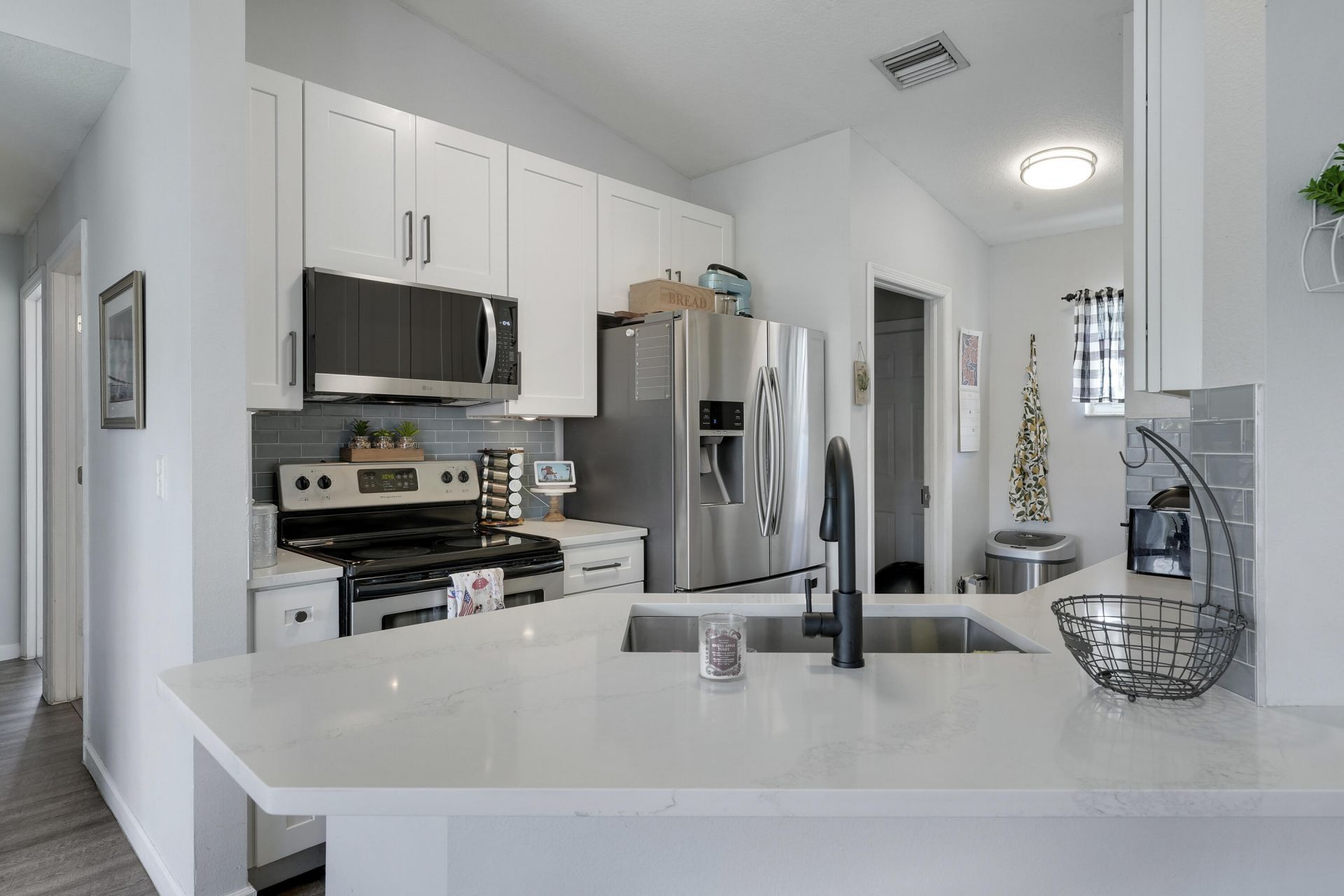 572 SW Bacon Terrace, Port Saint Lucie, FL 34953 Photo