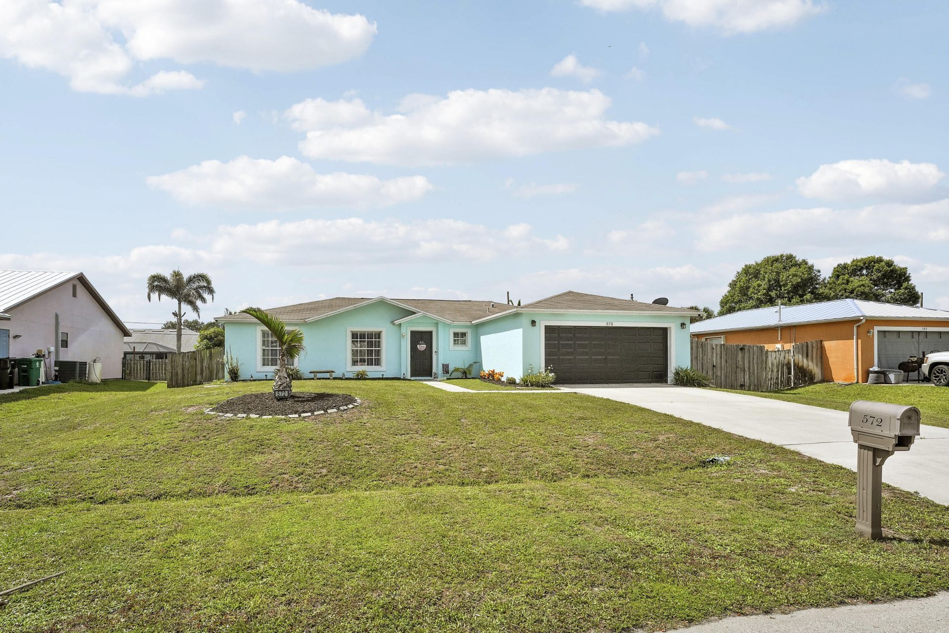572 SW Bacon Terrace, Port Saint Lucie, FL 34953 Photo