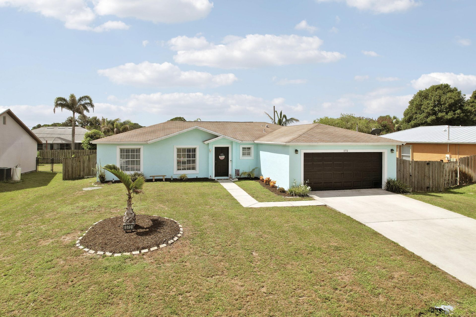 572 SW Bacon Terrace, Port Saint Lucie, FL 34953 Photo