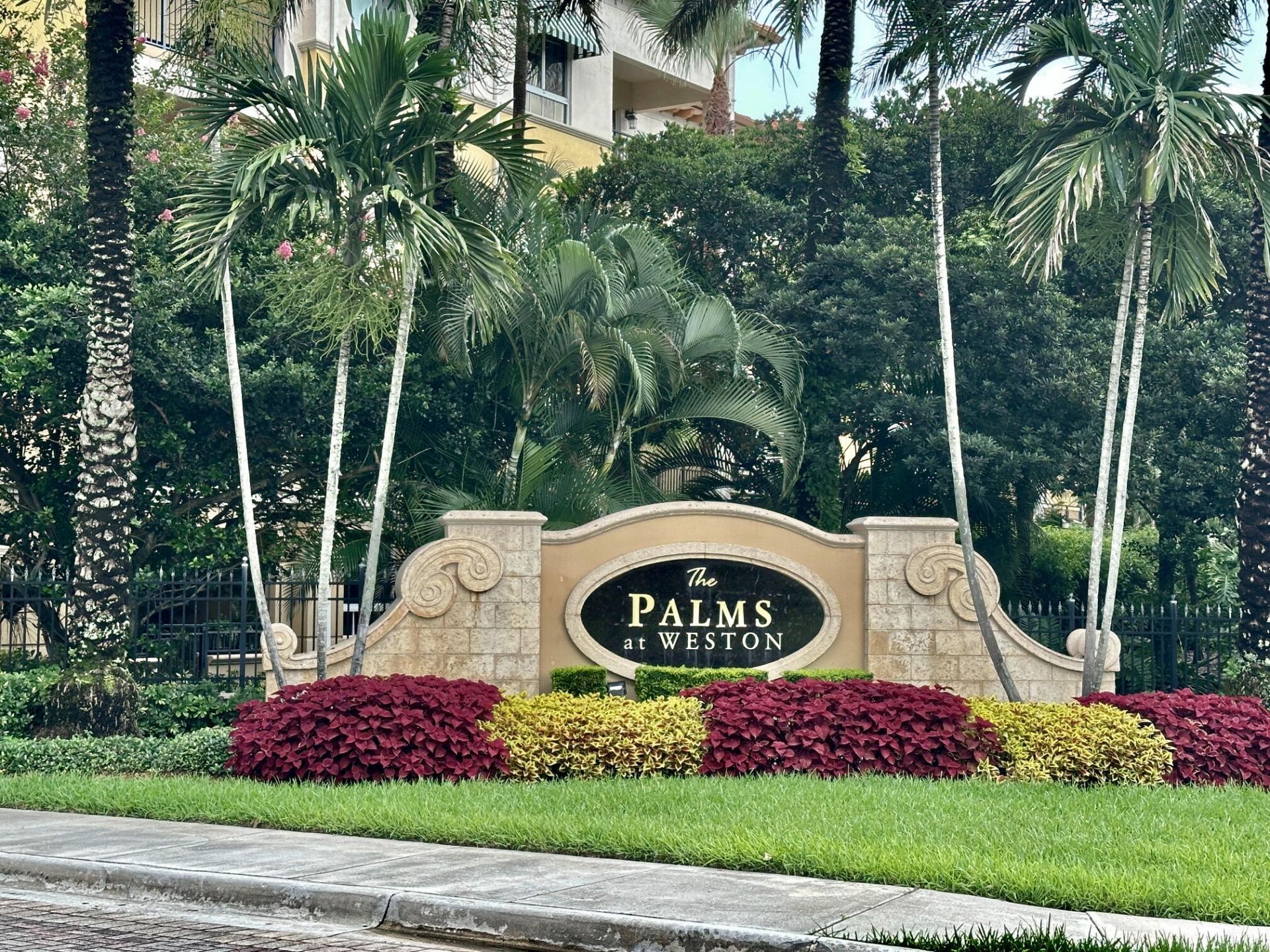 16100 Emerald Estates Drive, Unit 389, Weston, FL 33331 Photo