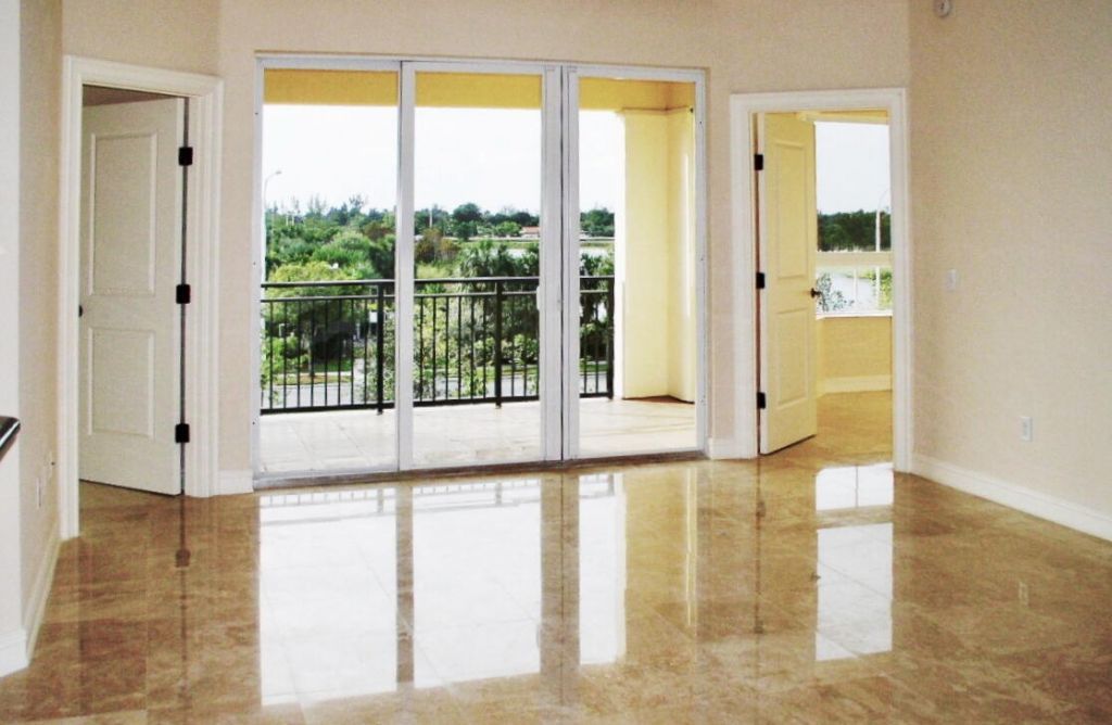 16100 Emerald Estates Drive, Unit 389, Weston, FL 33331 Photo