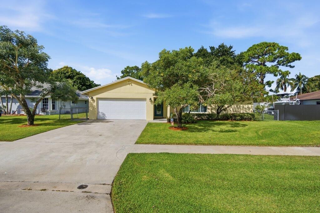 108 Gibraltar Street, Royal Palm Beach, FL 33411 Main Photo