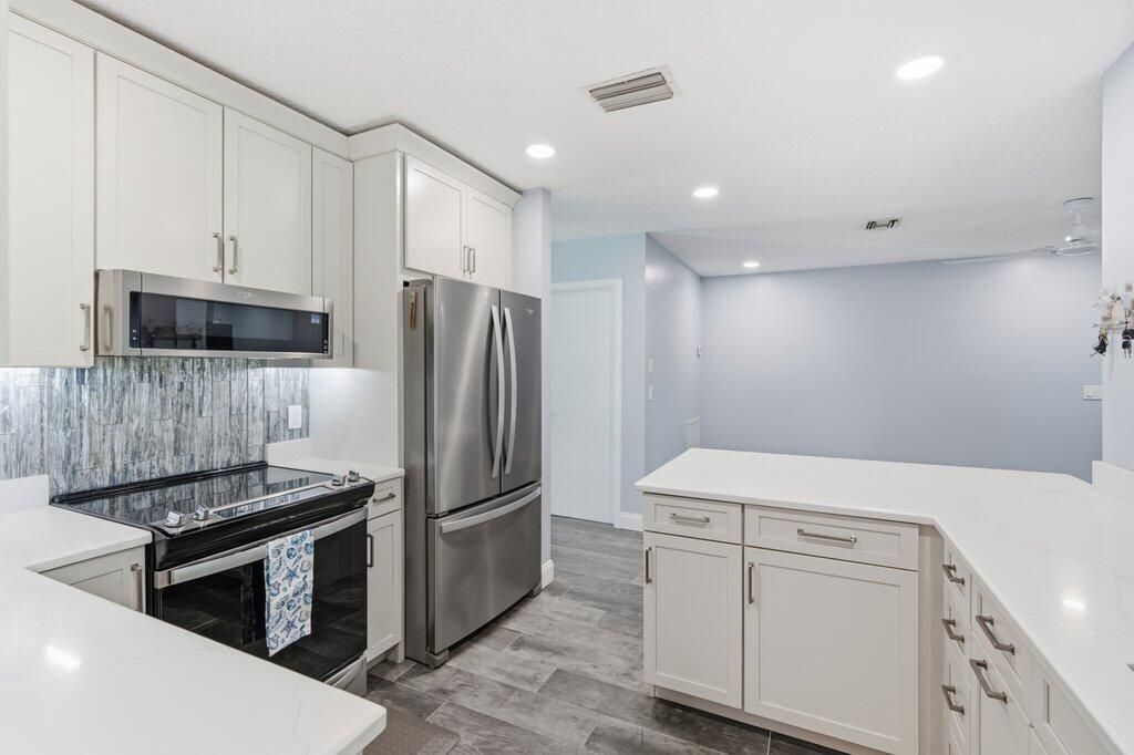 108 Gibraltar Street, Royal Palm Beach, FL 33411 Photo