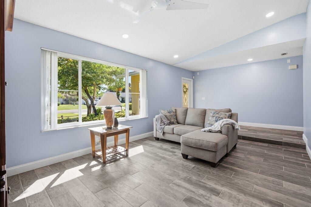 108 Gibraltar Street, Royal Palm Beach, FL 33411 Photo