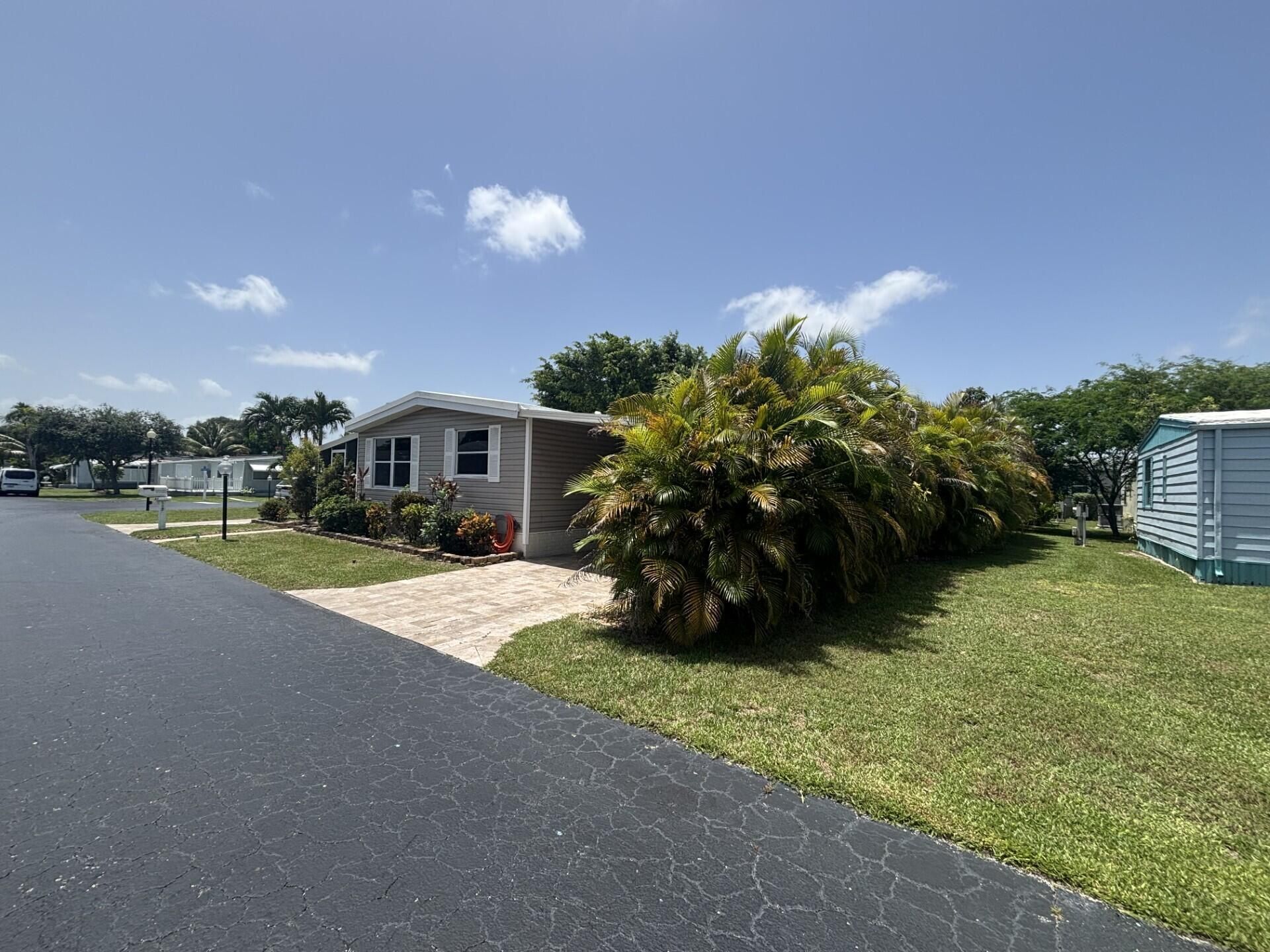 6700 NW 45th Avenue, Unit S-7, Coconut Creek, FL 33073 Photo