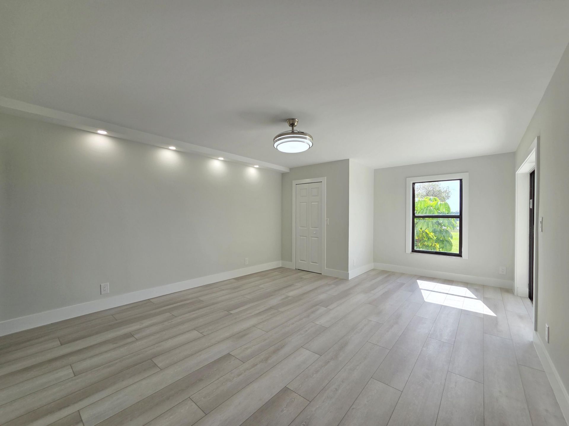 14426 Amberly Lane, Unit 203, Delray Beach, FL 33446 Photo