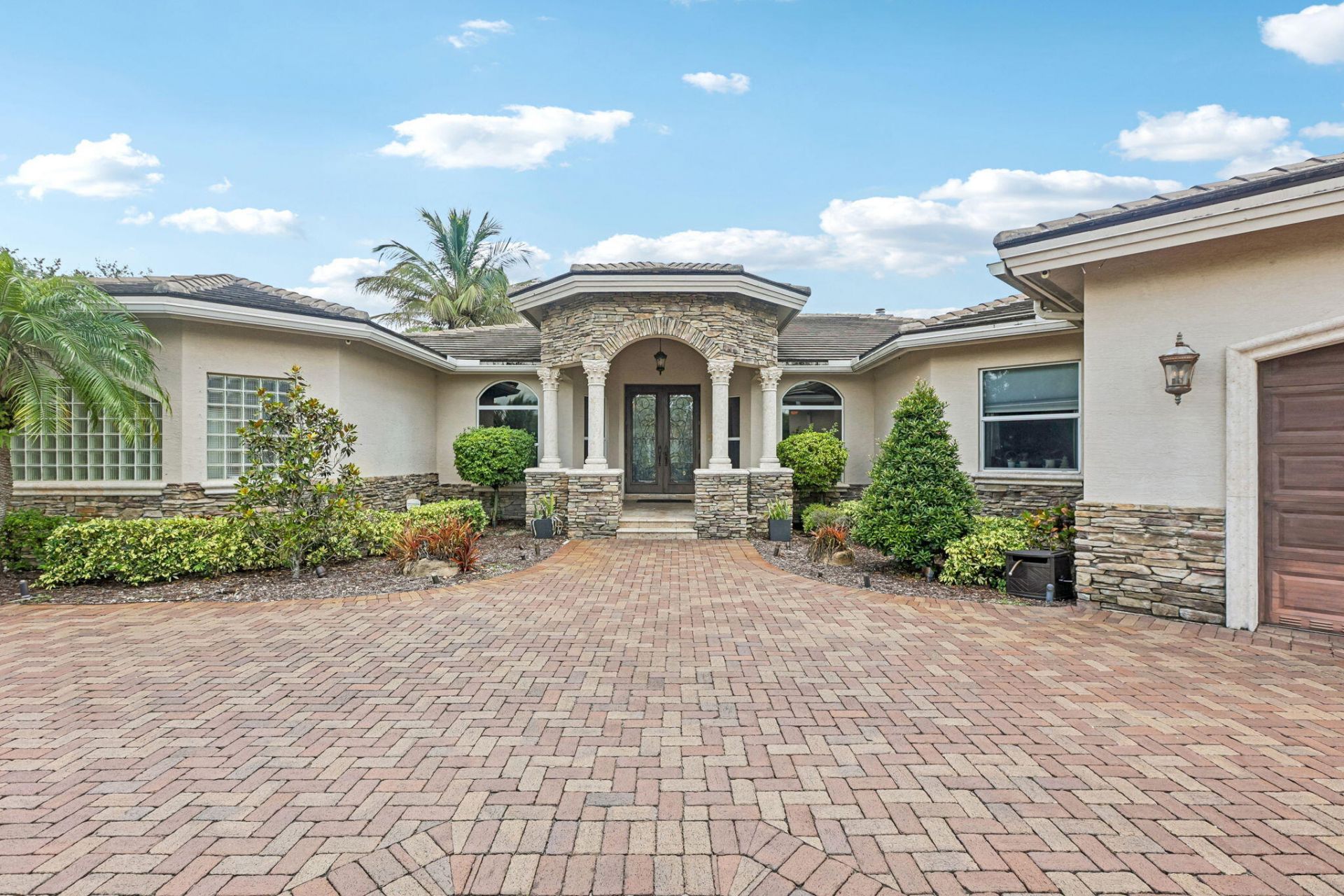 2130 SW 113th Avenue, Davie, FL 33325 Photo