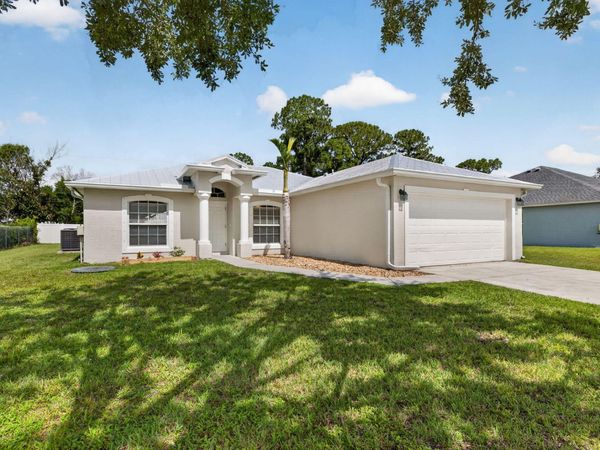 1666 SW Davis Street, Port St. Lucie, FL 34953