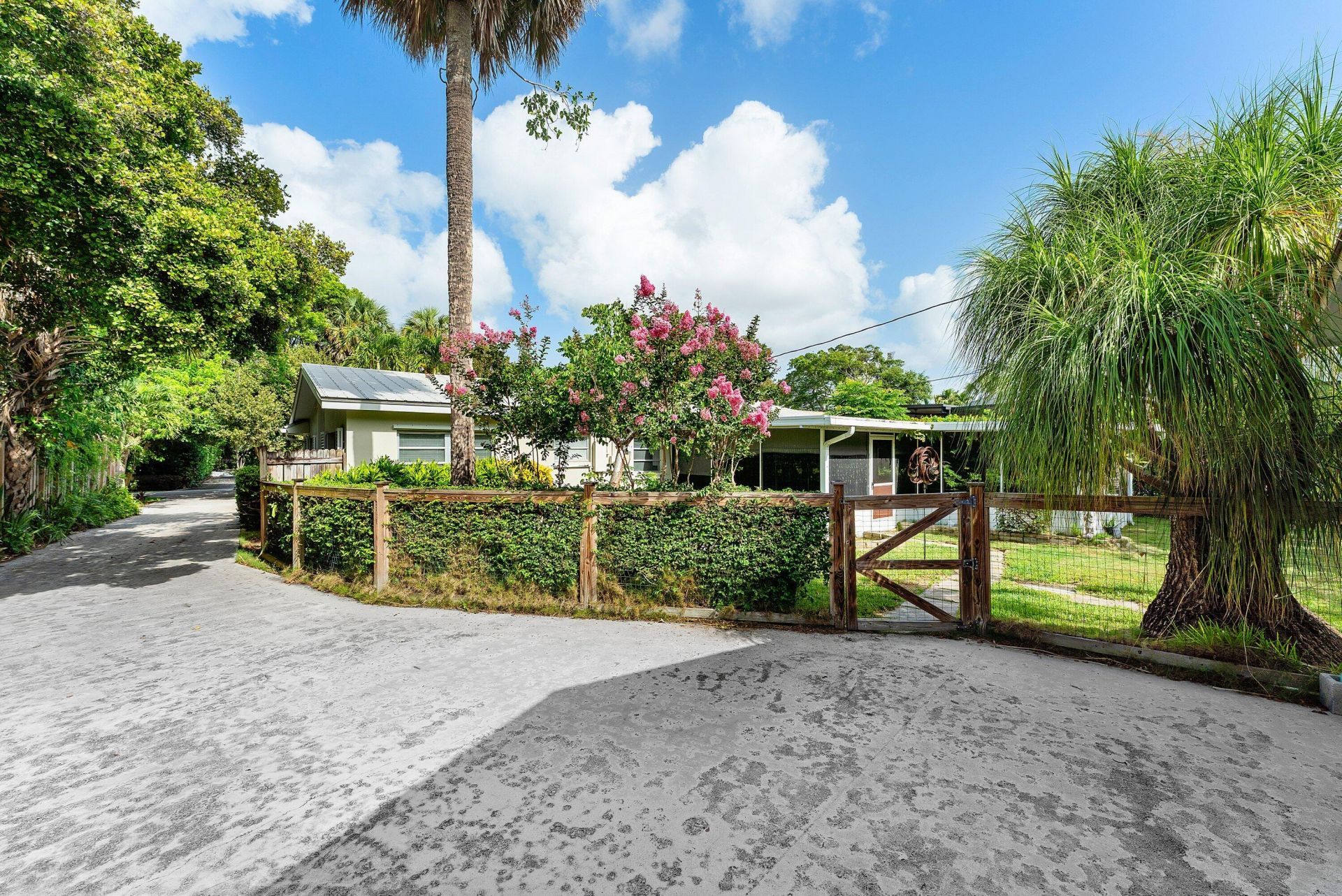 414 S Atlantic Drive, Lantana, FL 33462 Photo