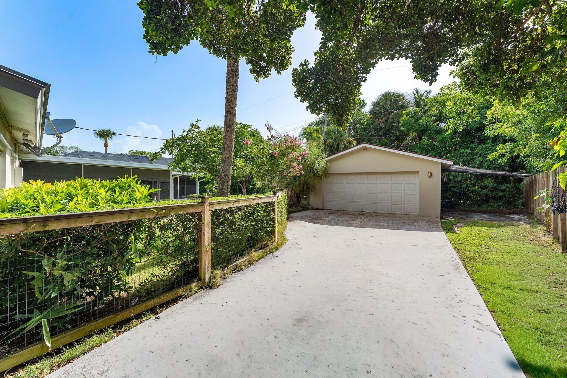 414 S Atlantic Drive, Lantana, FL 33462 Photo
