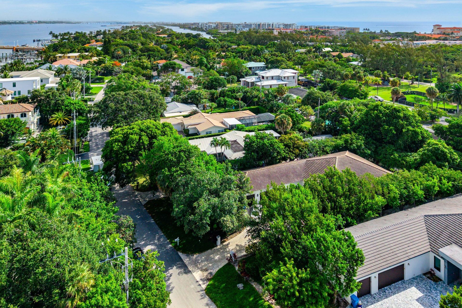 414 S Atlantic Drive, Lantana, FL 33462 Photo