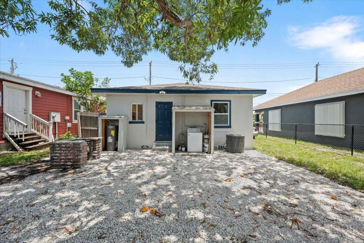 1030 22nd Street, West Palm Beach, FL 33407 Photo