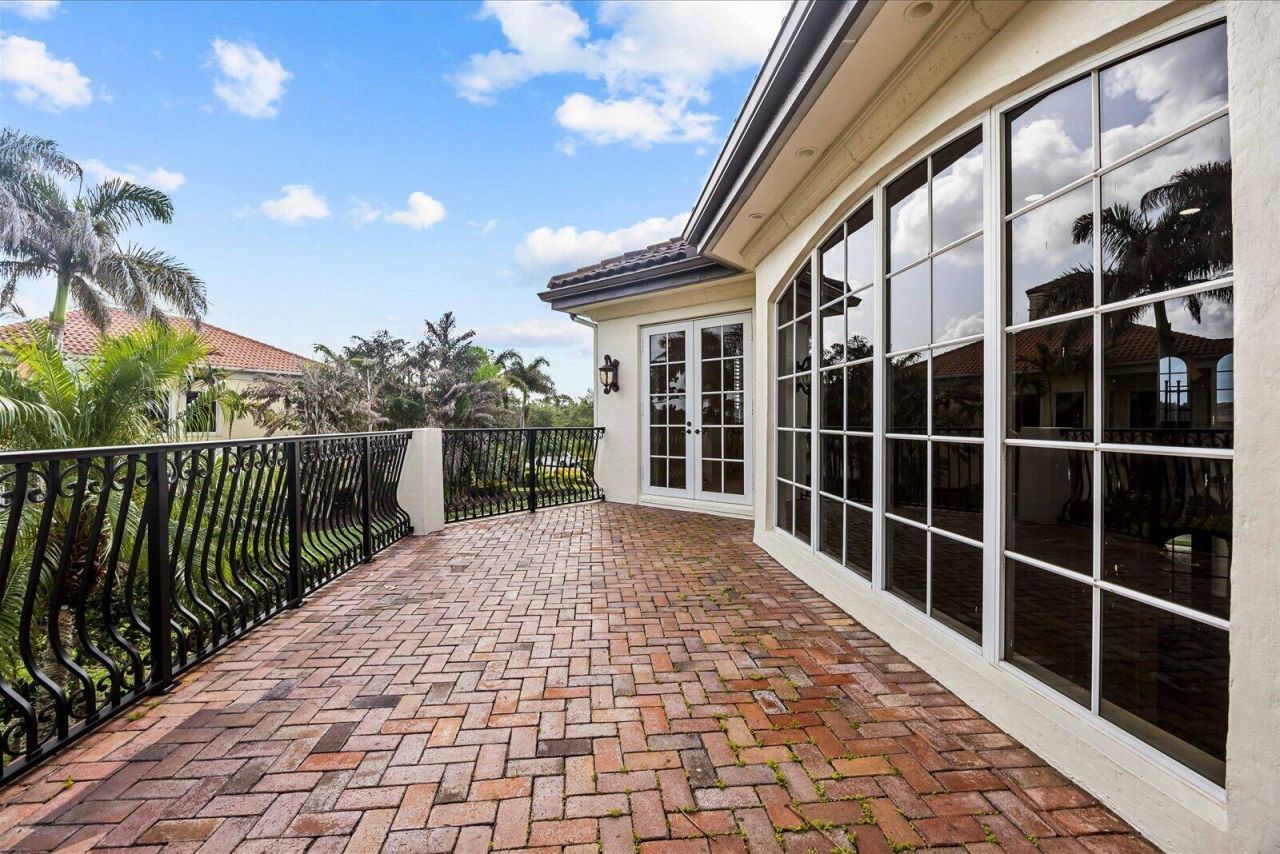 143 SE Bella Strano, Port Saint Lucie, FL 34984 Photo