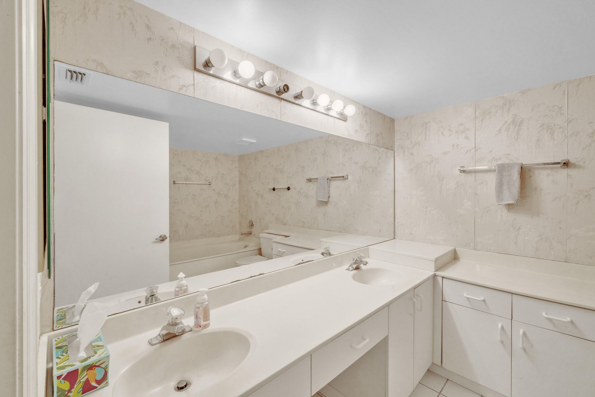 5585 Munsel Lane, Unit 102, Boynton Beach, FL 33437 Photo