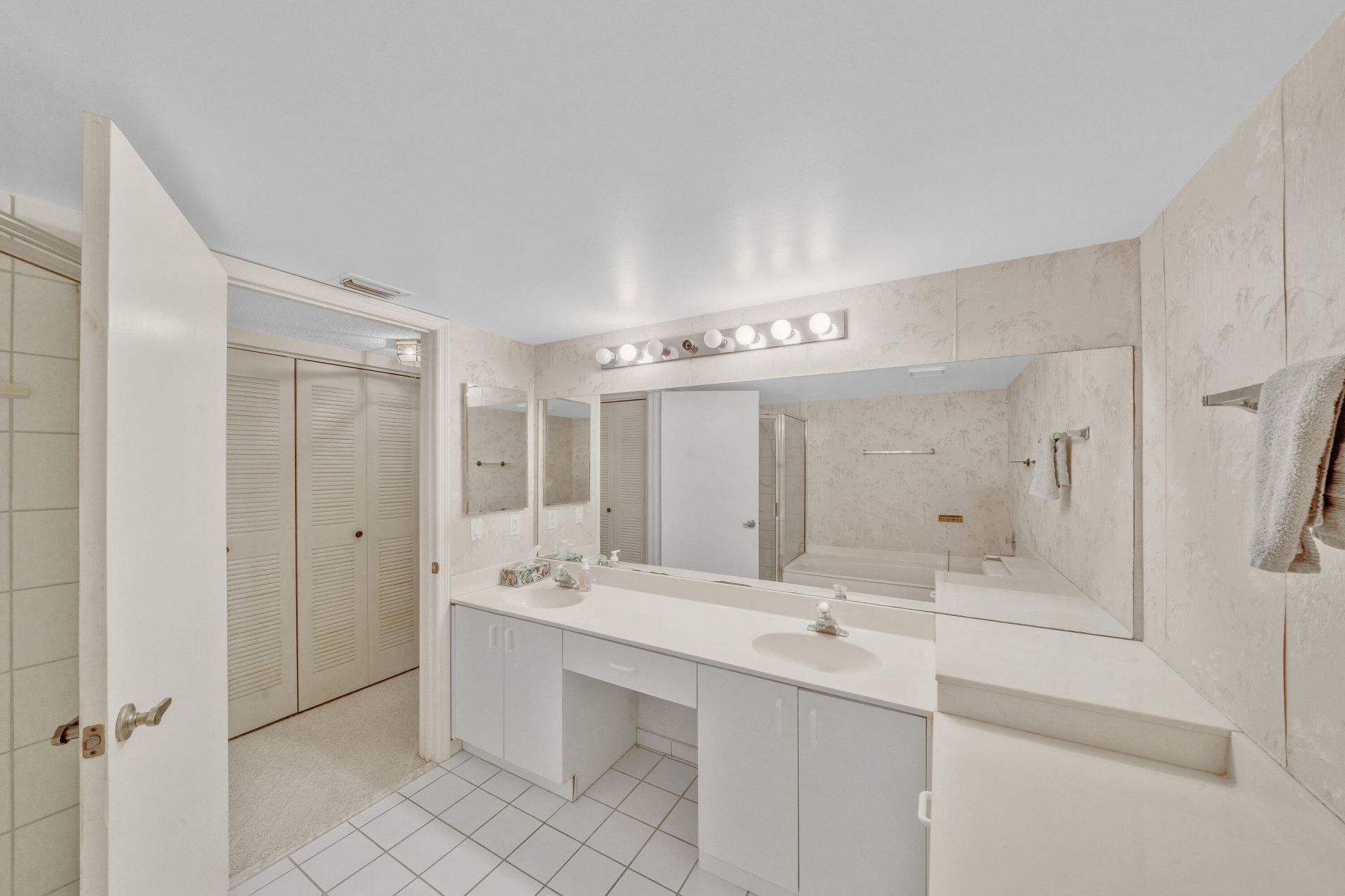 5585 Munsel Lane, Unit 102, Boynton Beach, FL 33437 Photo