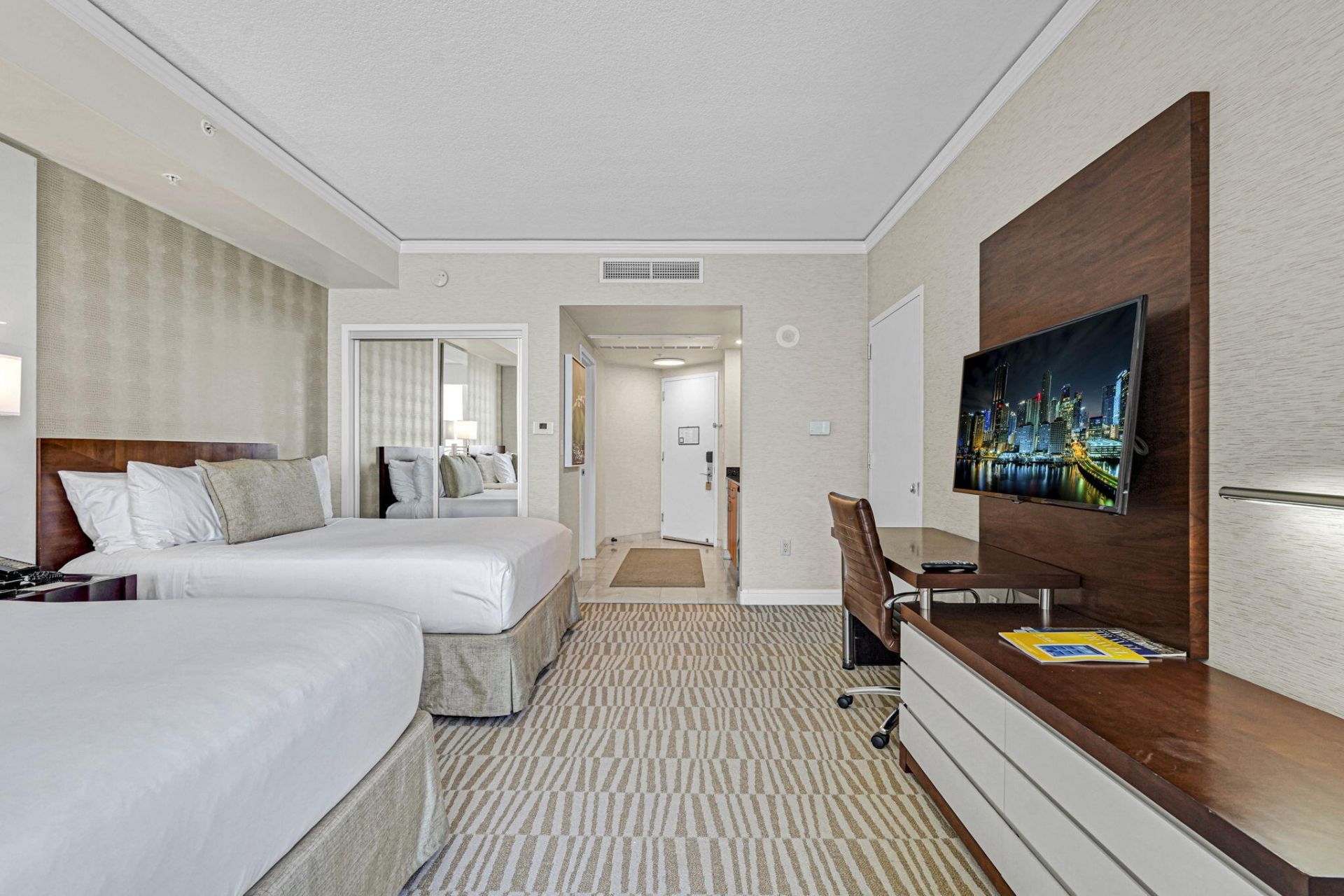 18001 Collins Avenue, Unit 2609, Sunny Isles Beach, FL 33160 Photo