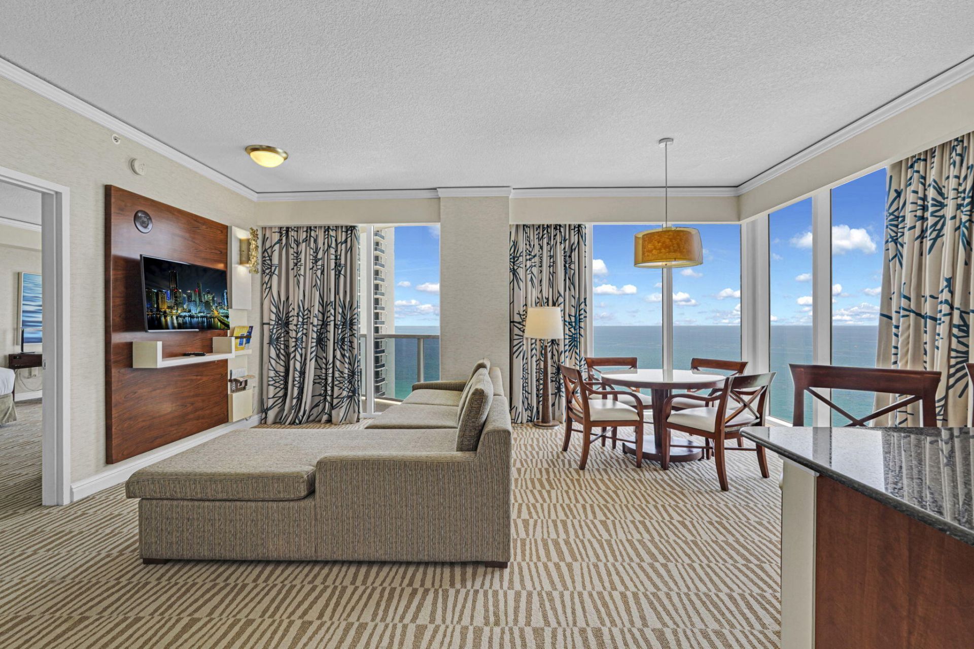 18001 Collins Avenue, Unit 2609, Sunny Isles Beach, FL 33160 Photo