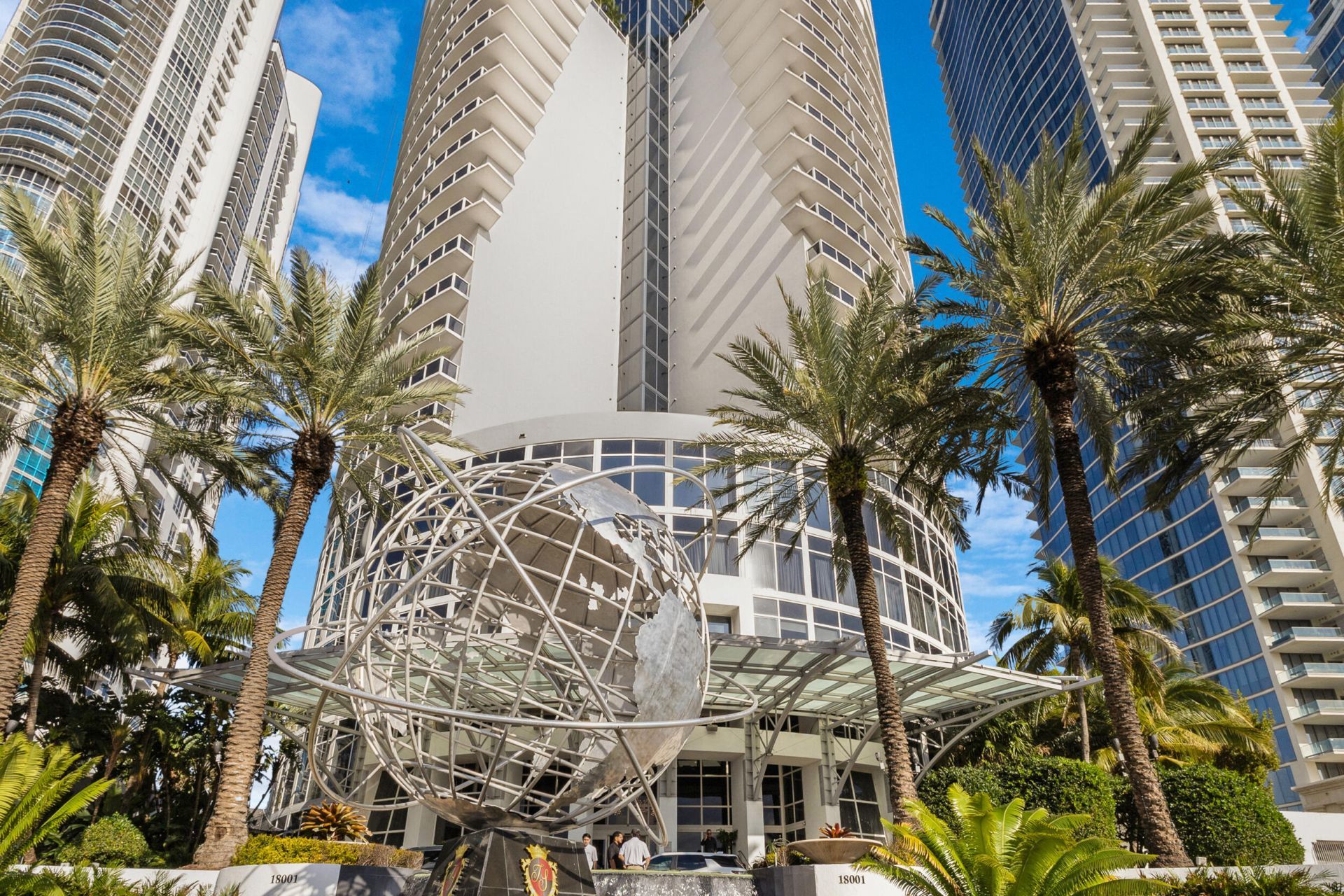 18001 Collins Avenue, Unit 2609, Sunny Isles Beach, FL 33160 Photo