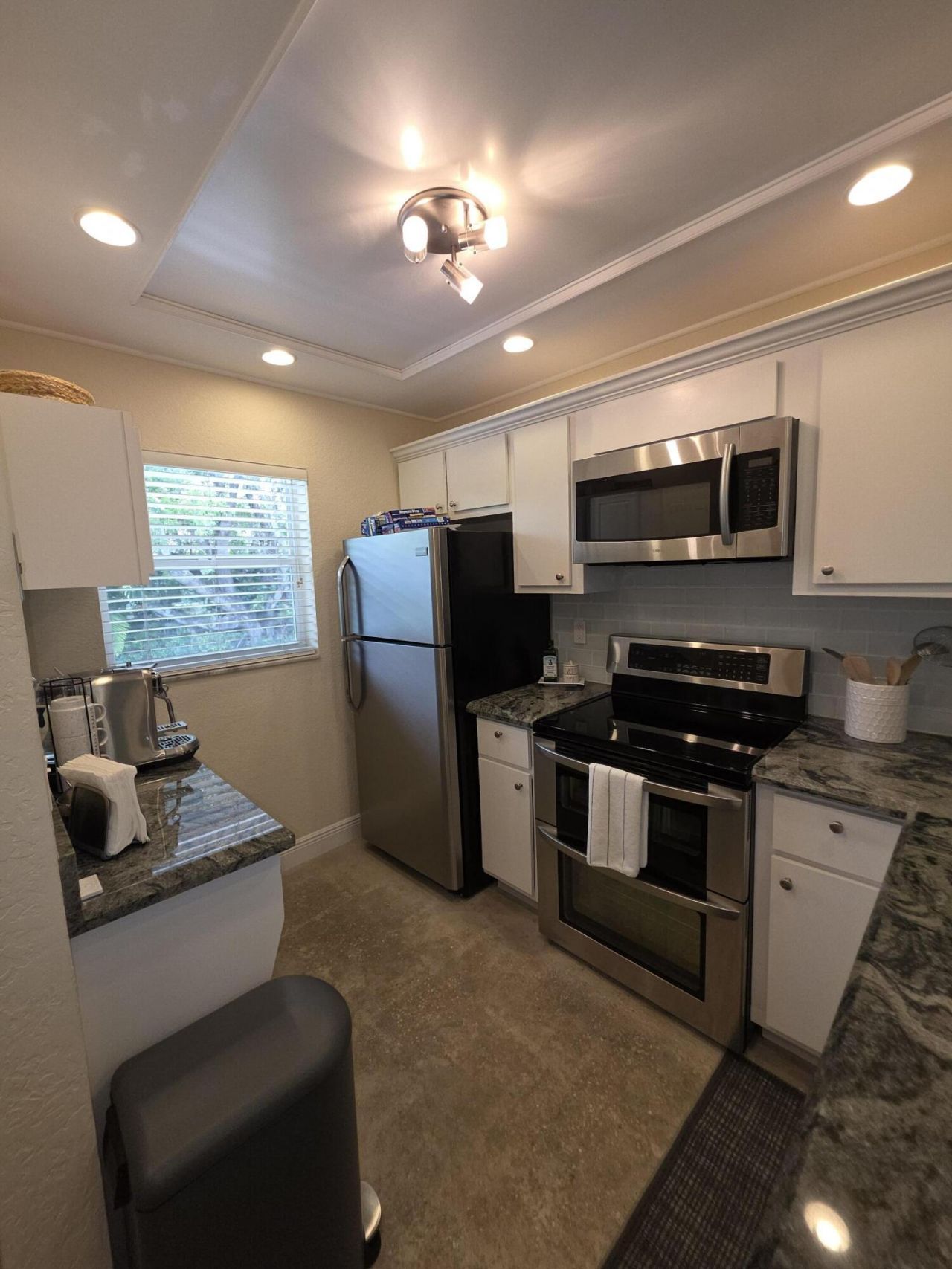 207 Tropic Isle Drive, Unit 215, Delray Beach, FL 33483 Photo