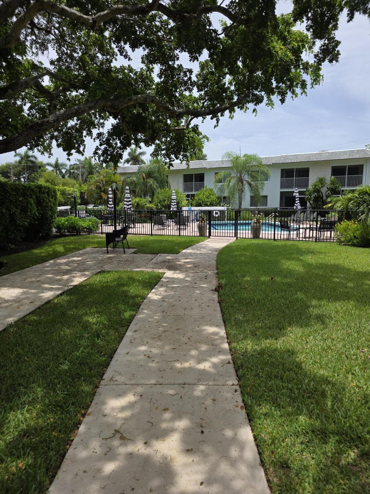 207 Tropic Isle Drive, Unit 215, Delray Beach, FL 33483 Photo