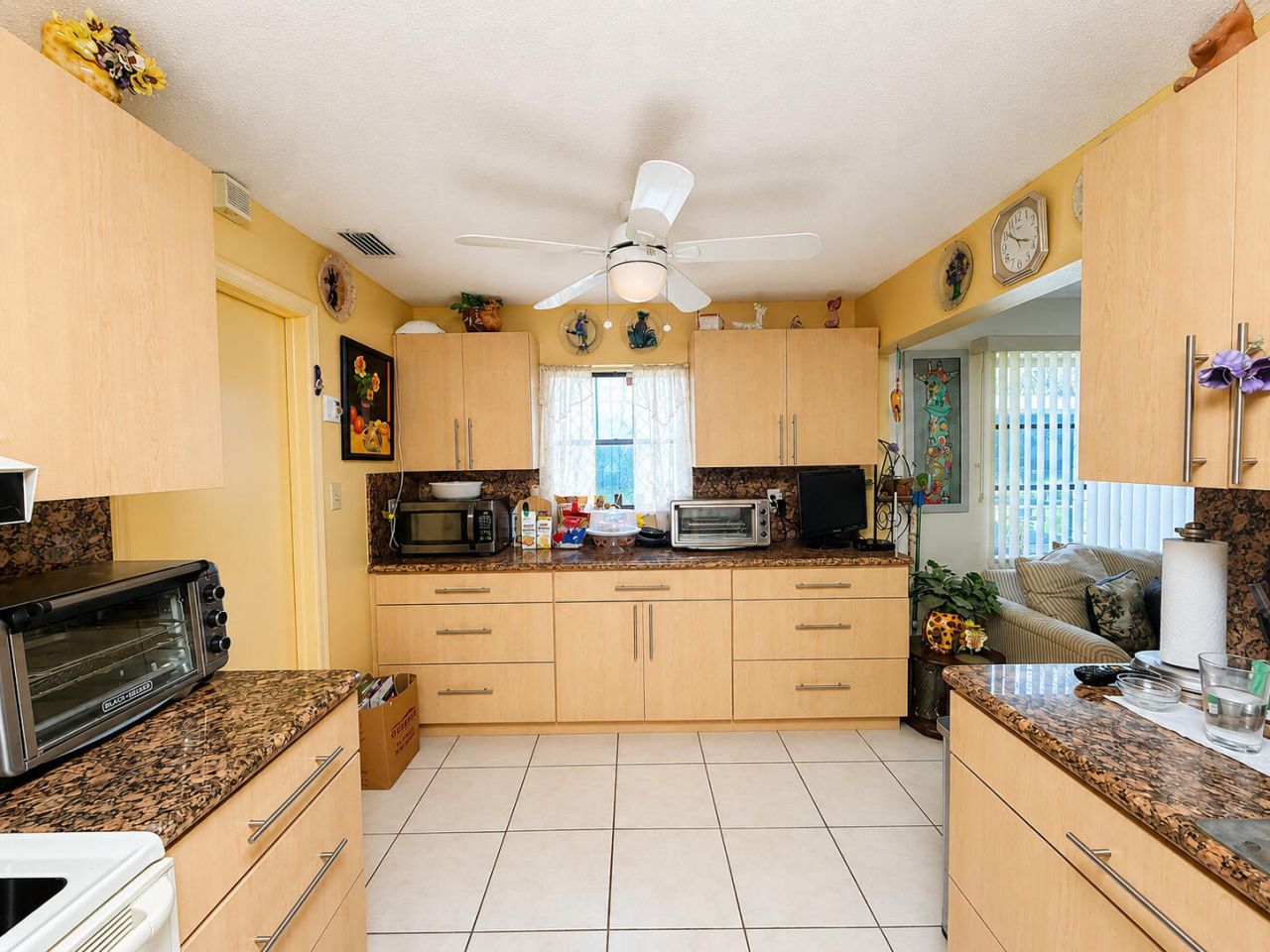 1266 NW 82nd Avenue, Plantation, FL 33322 Photo