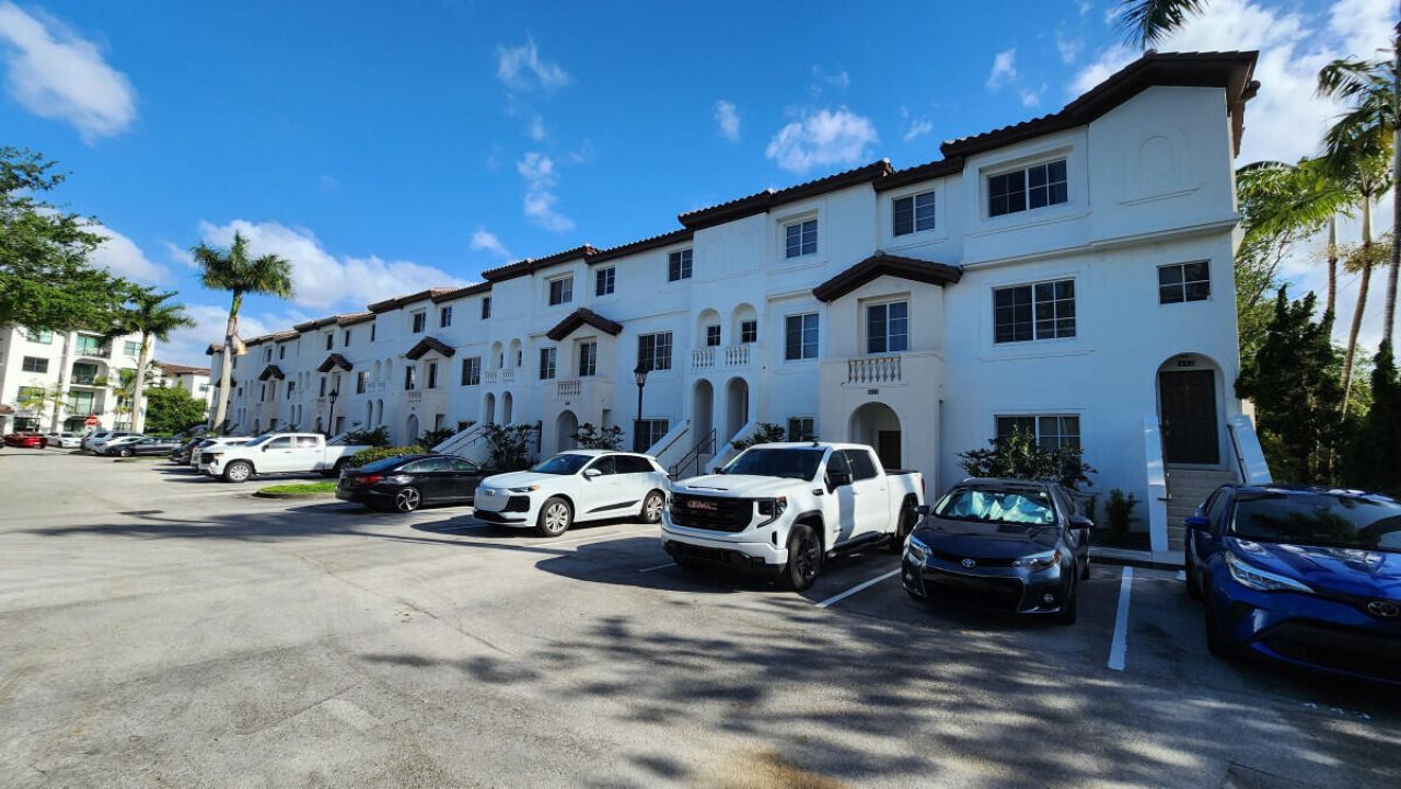 12600 SW 50th Court, Unit 411, Miramar, FL 33027 Photo