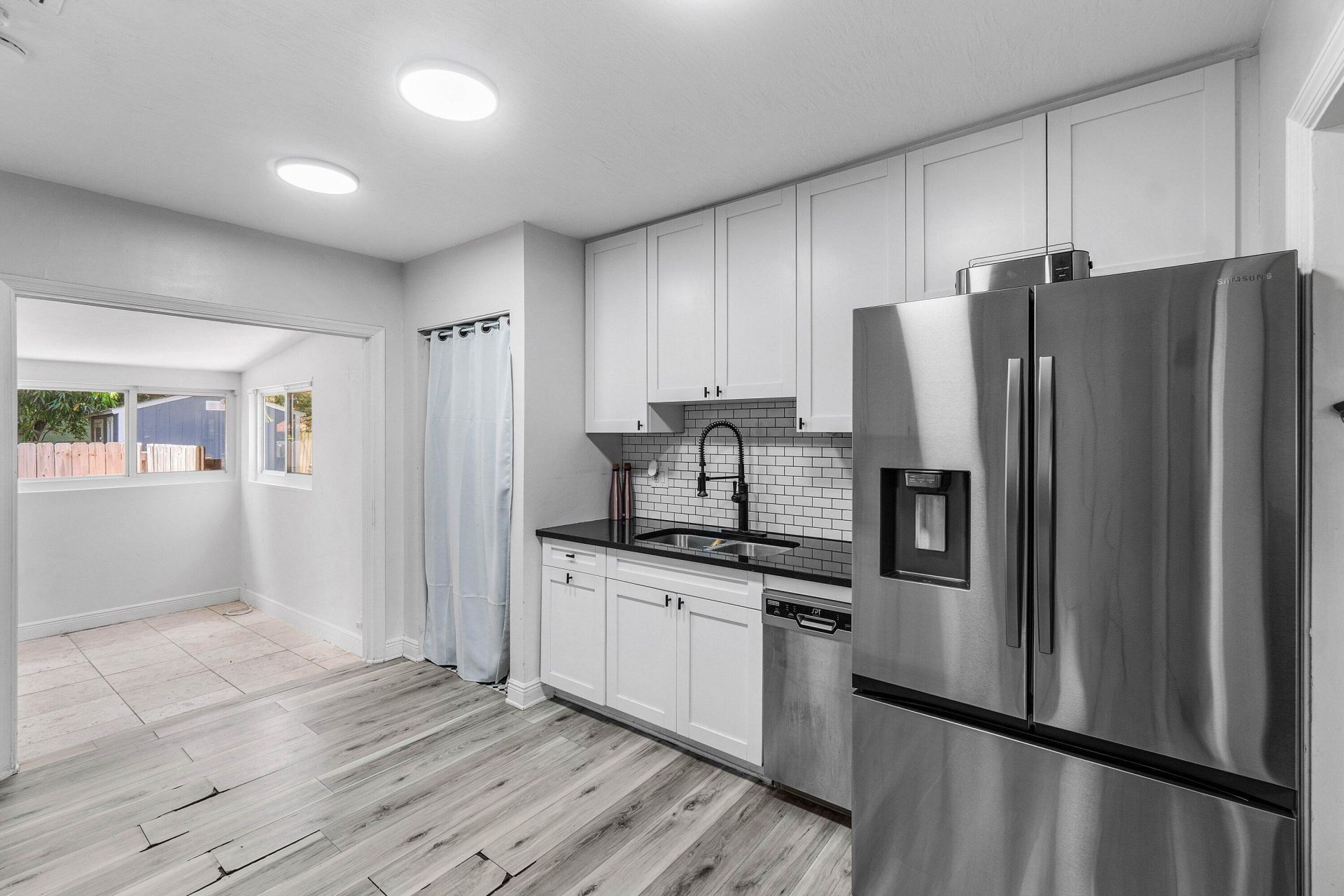 512 36th Street, West Palm Beach, FL 33407 Photo