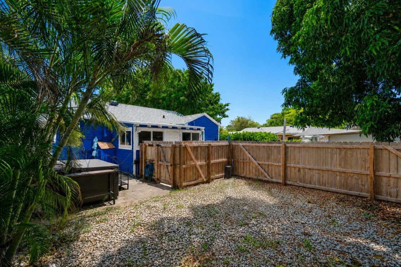 512 36th Street, West Palm Beach, FL 33407 Photo