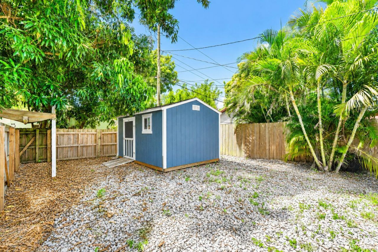 512 36th Street, West Palm Beach, FL 33407 Photo
