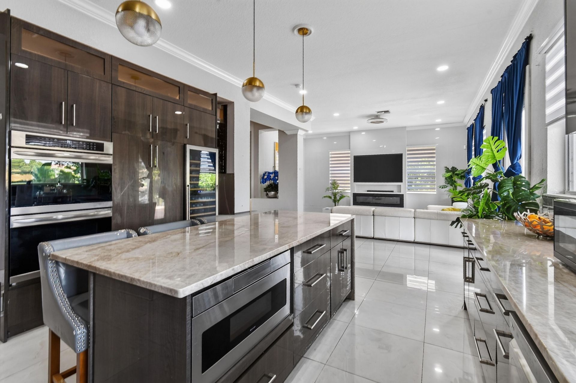 700 Cresta Circle, West Palm Beach, FL 33413 Photo