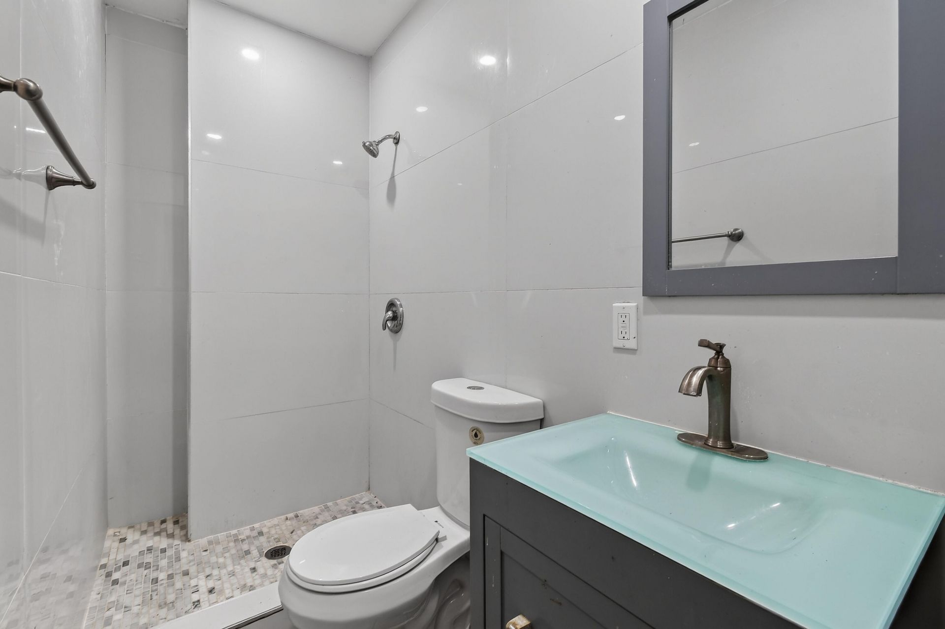 700 Cresta Circle, West Palm Beach, FL 33413 Photo