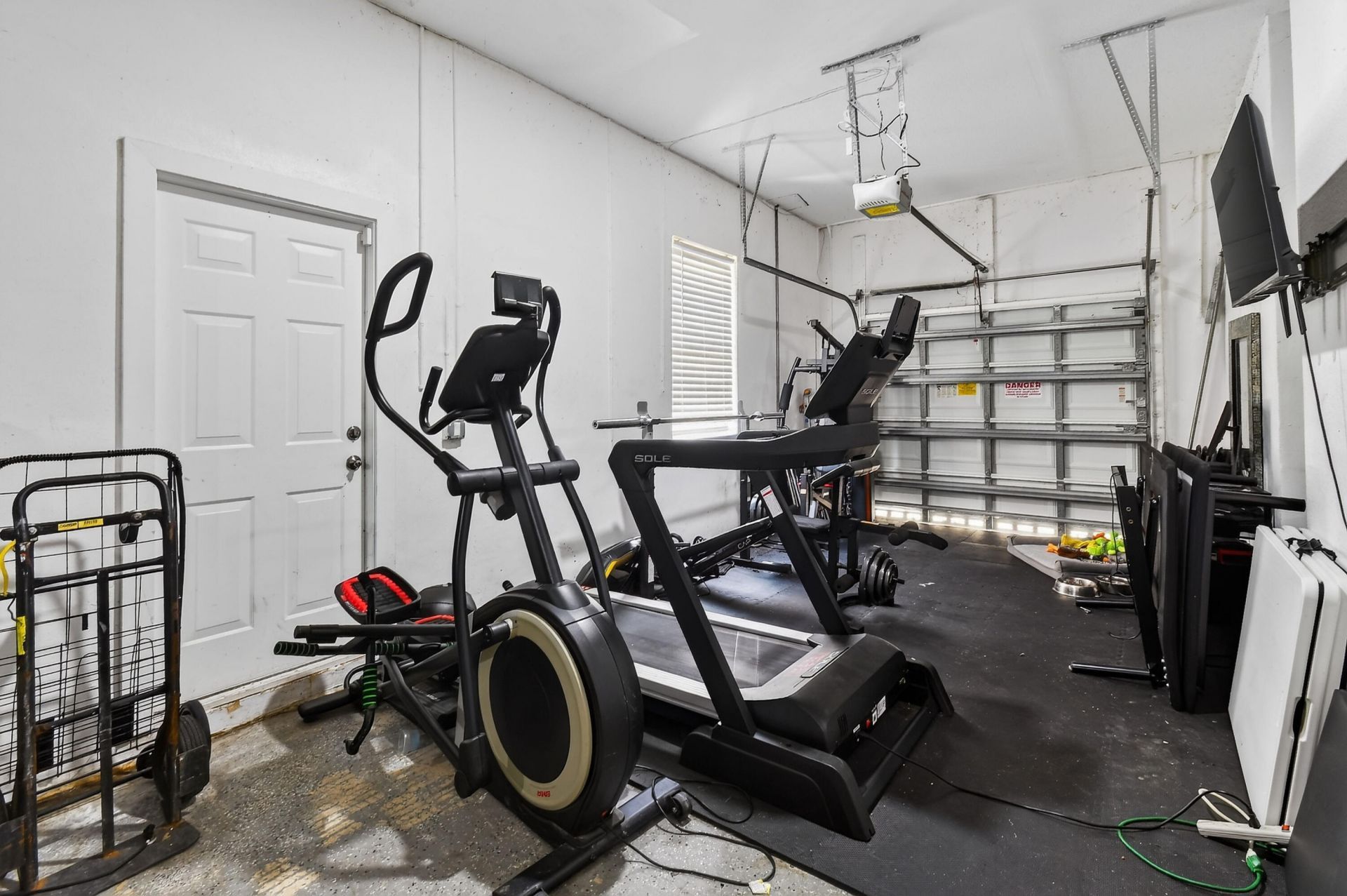 700 Cresta Circle, West Palm Beach, FL 33413 Photo