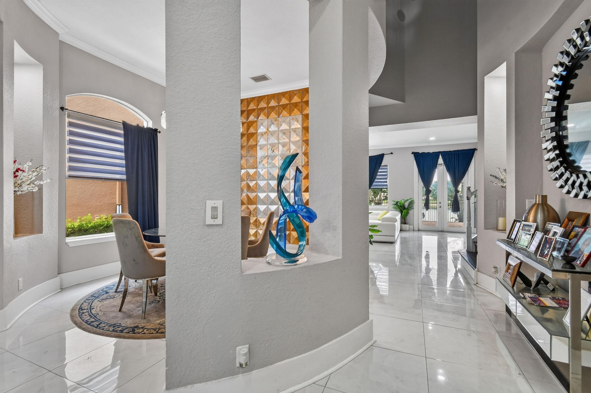 700 Cresta Circle, West Palm Beach, FL 33413 Photo