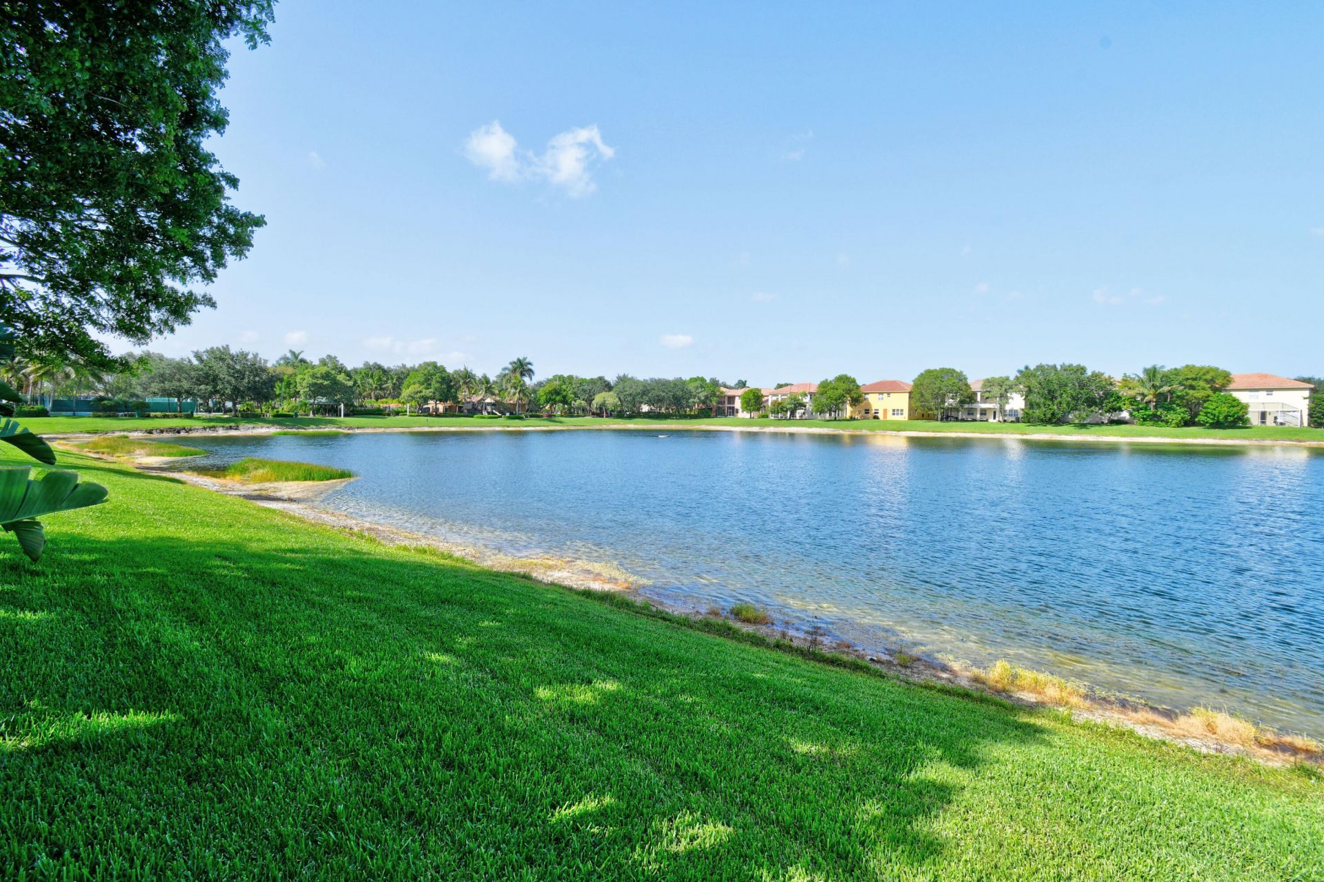 700 Cresta Circle, West Palm Beach, FL 33413 Photo