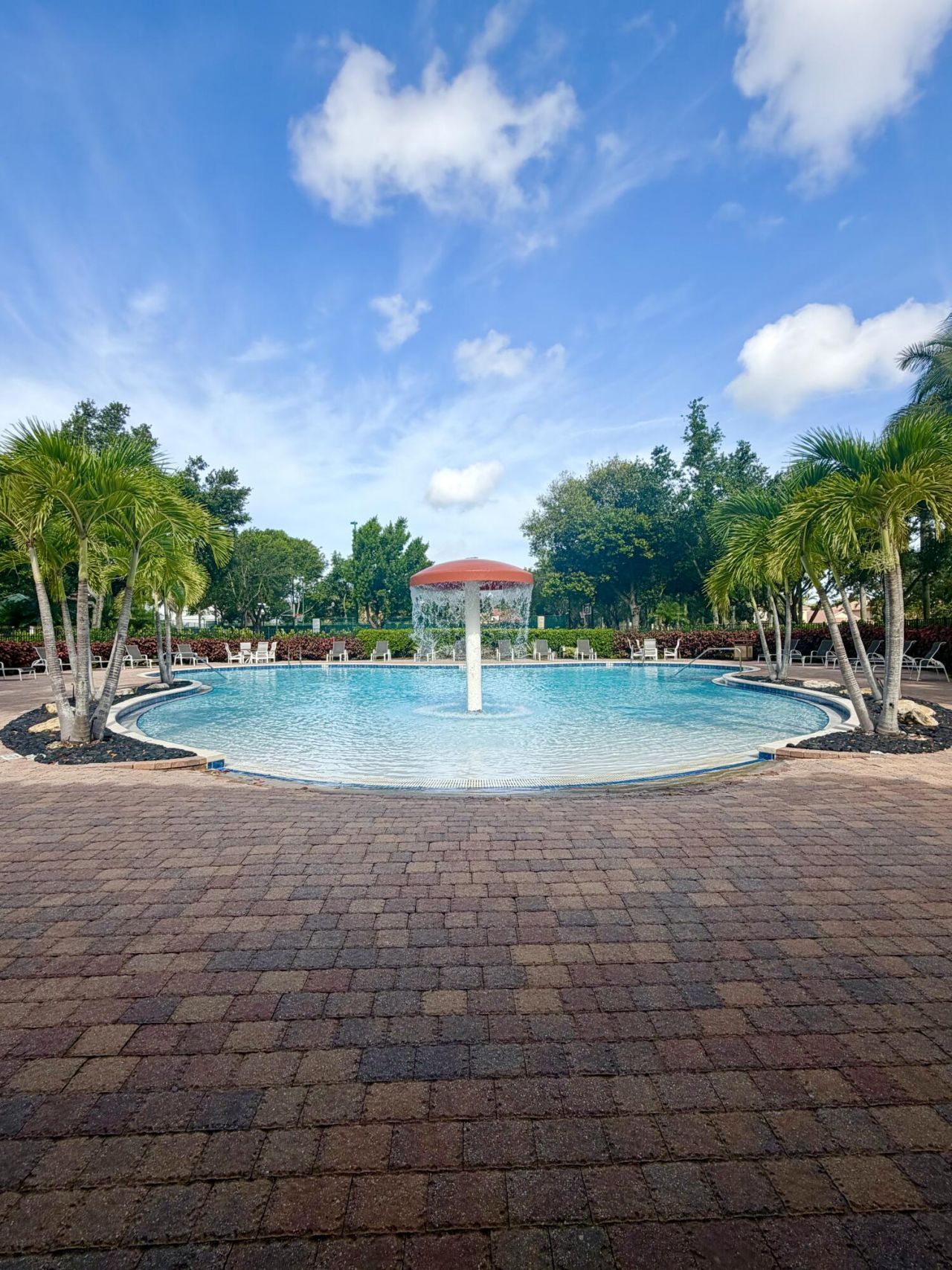 700 Cresta Circle, West Palm Beach, FL 33413 Photo