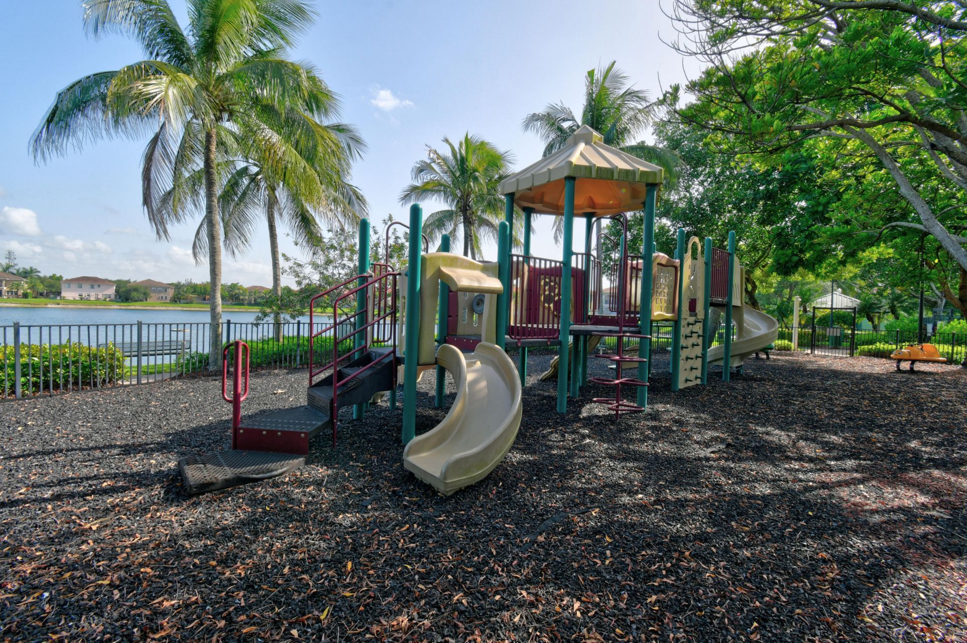 700 Cresta Circle, West Palm Beach, FL 33413 Photo